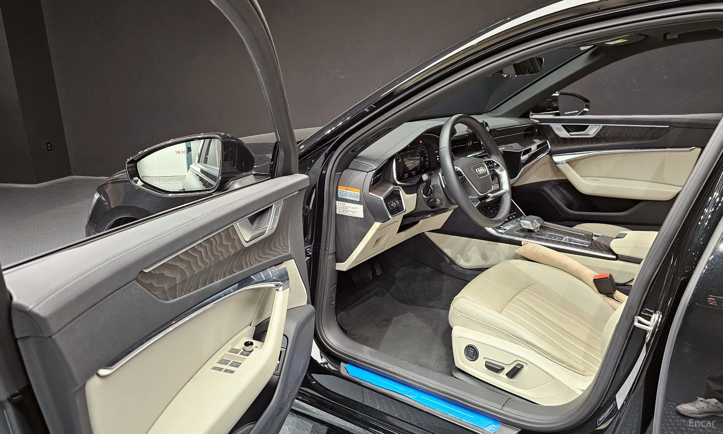Audi A6 (C8) превью 11