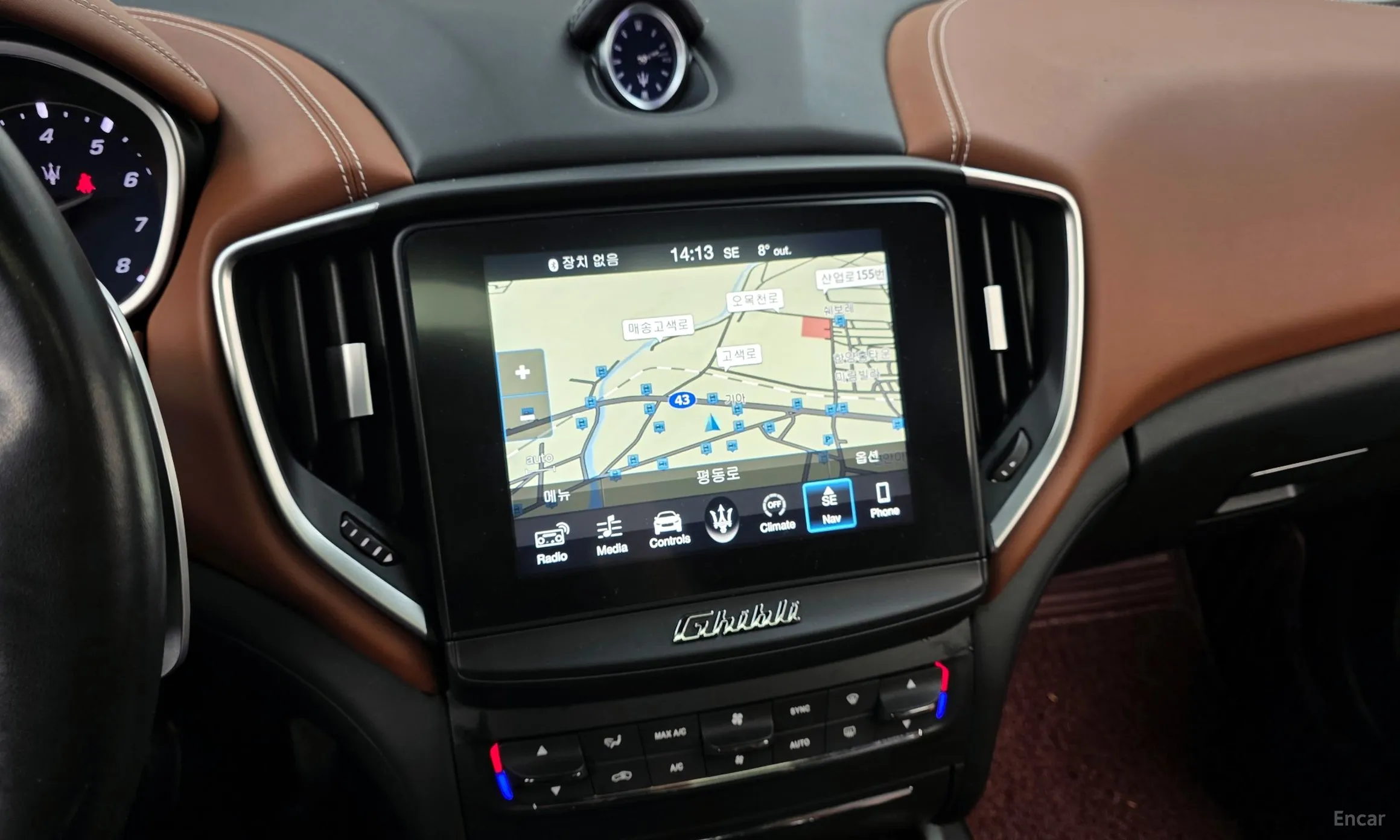 Maserati Ghibli превью 14