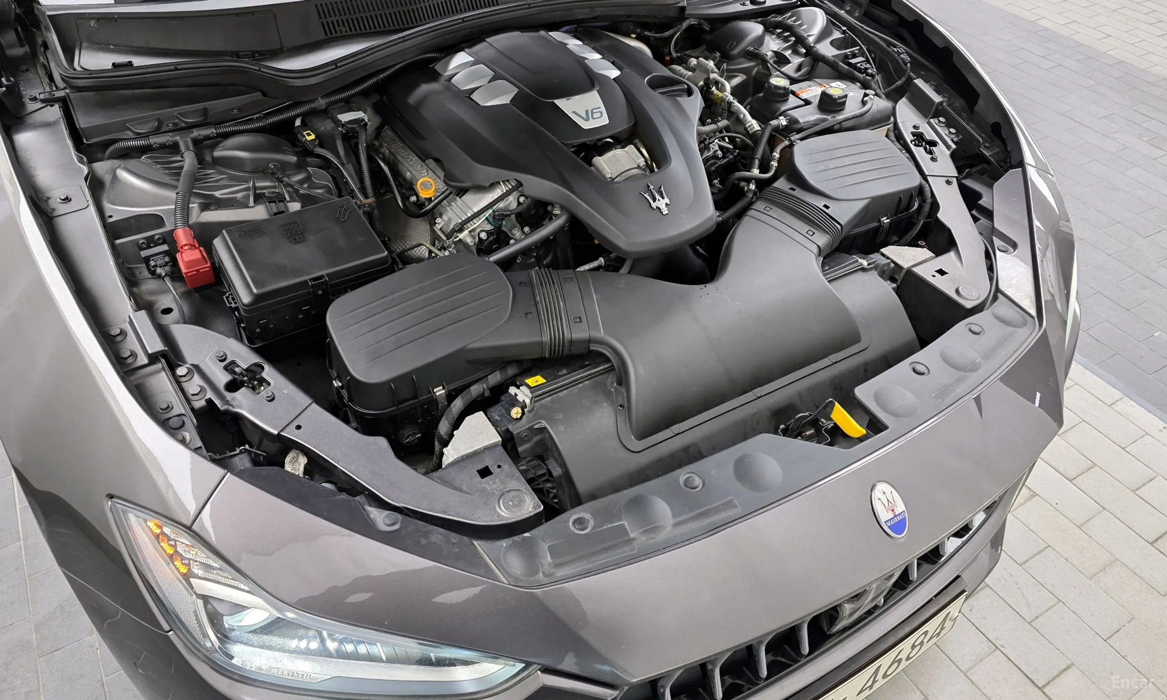 Maserati Ghibli превью 6