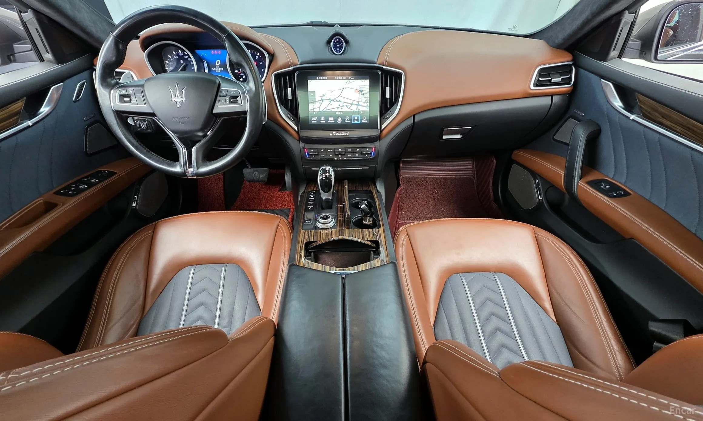 Maserati Ghibli превью 7
