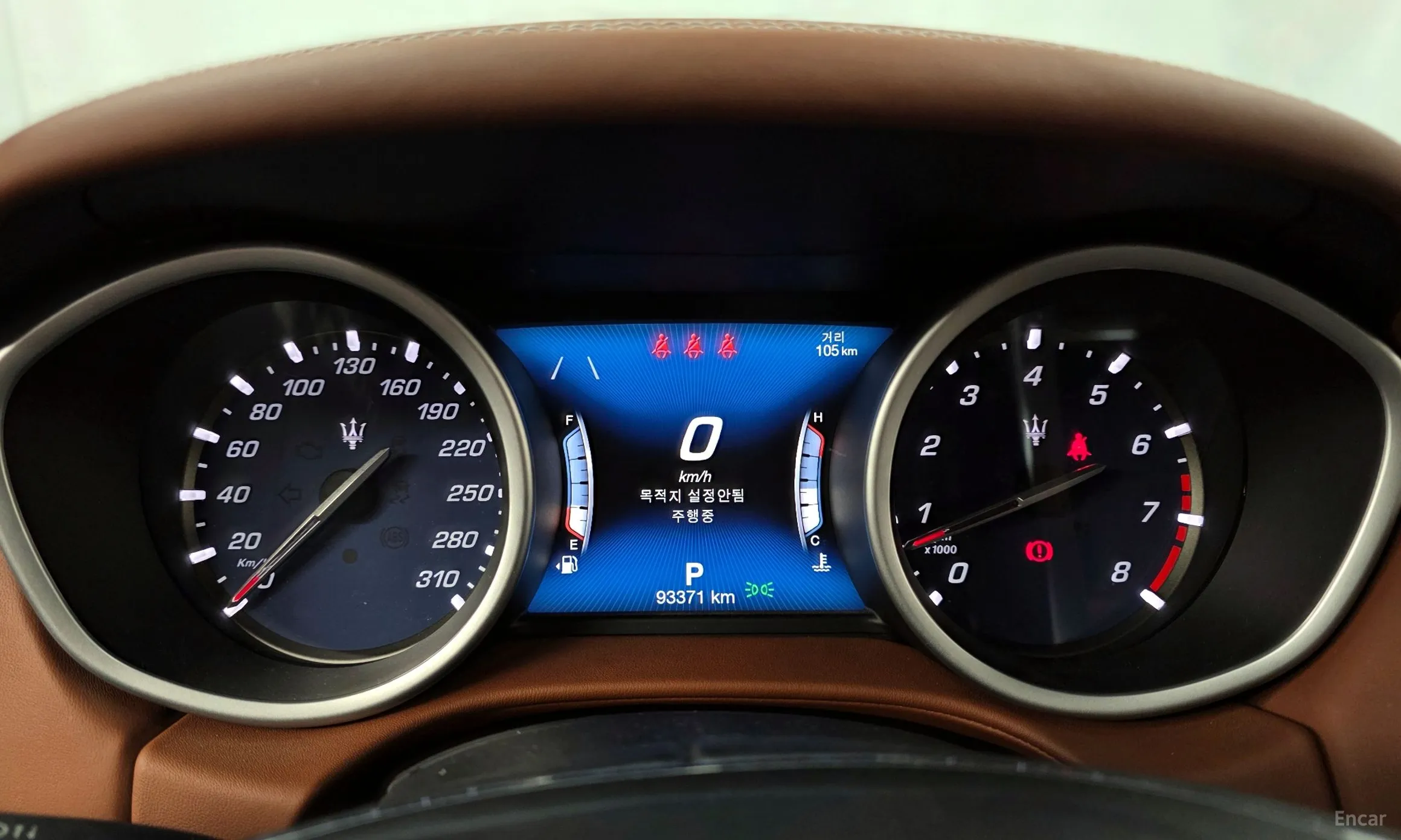 Maserati Ghibli превью 8