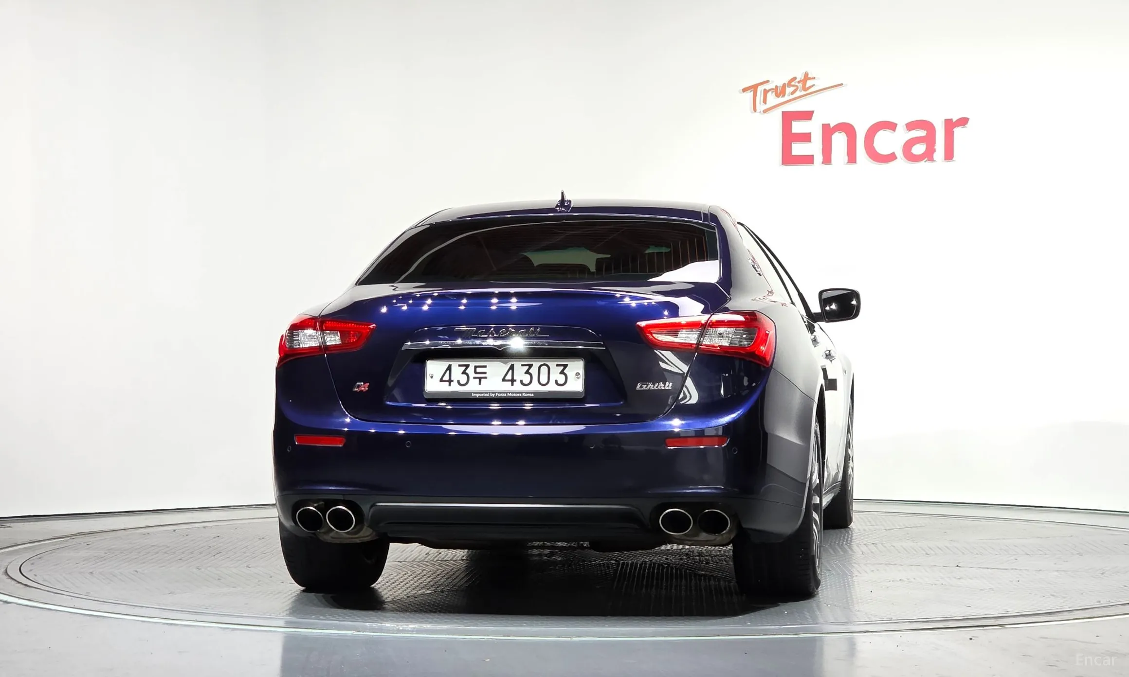 Maserati Ghibli превью 4