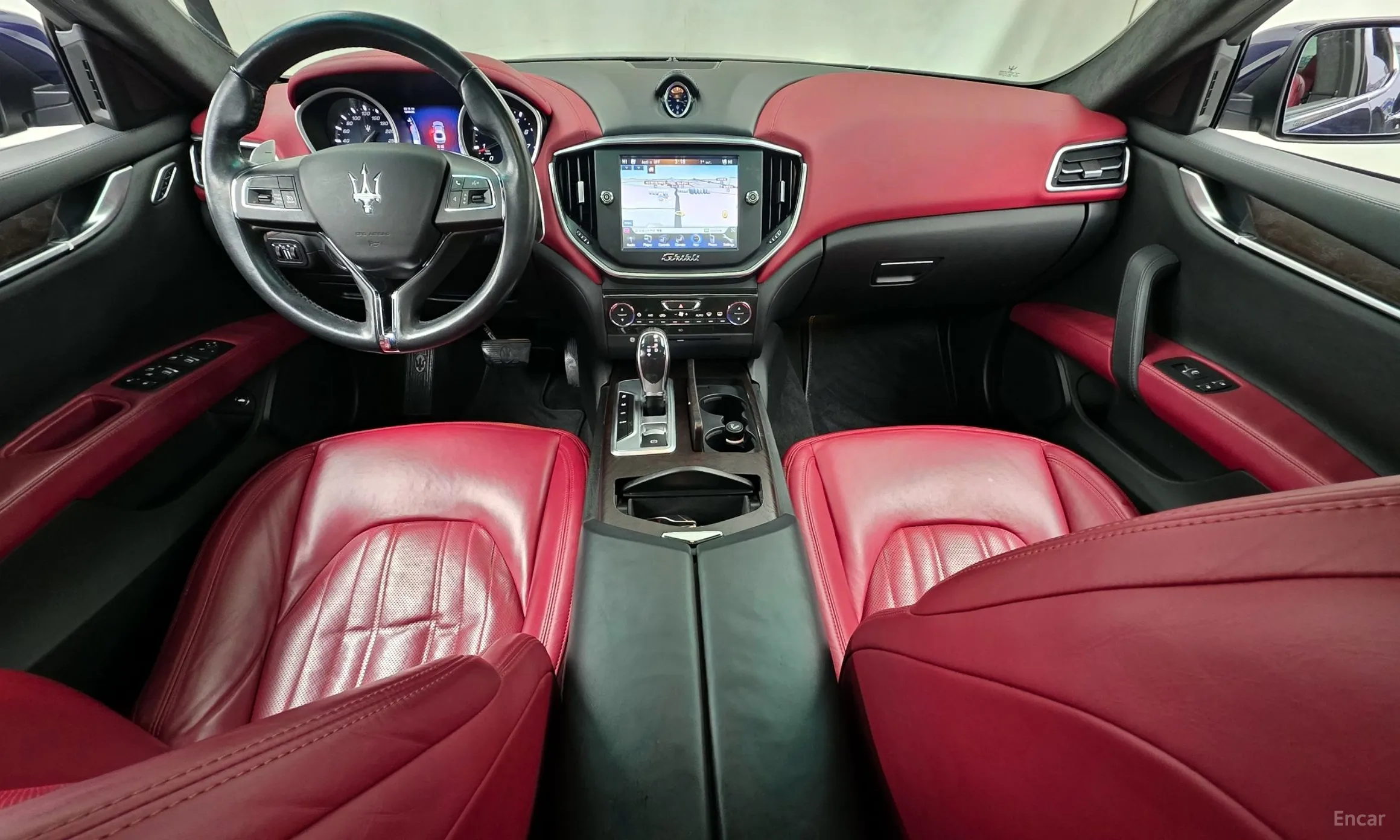 Maserati Ghibli превью 7