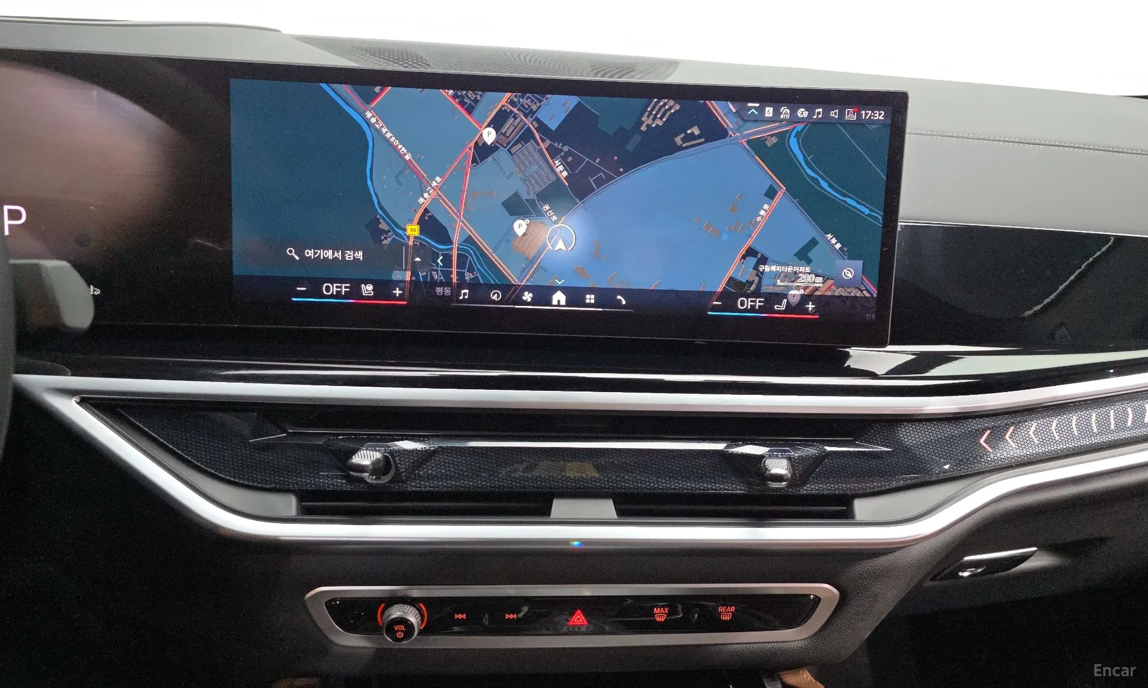 BMW X6 (G06) превью 14