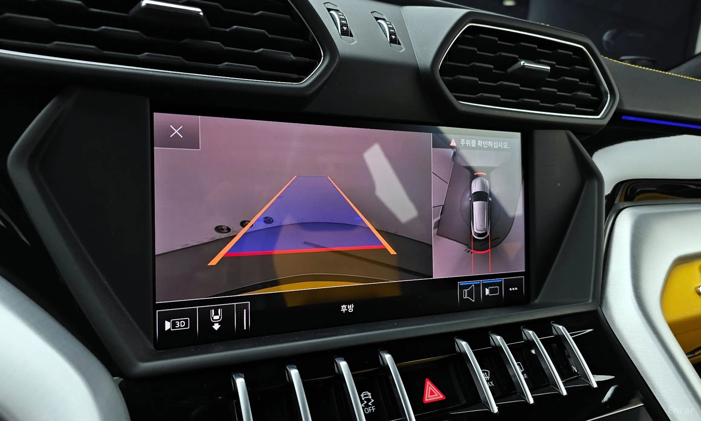 Lamborghini Urus превью 15