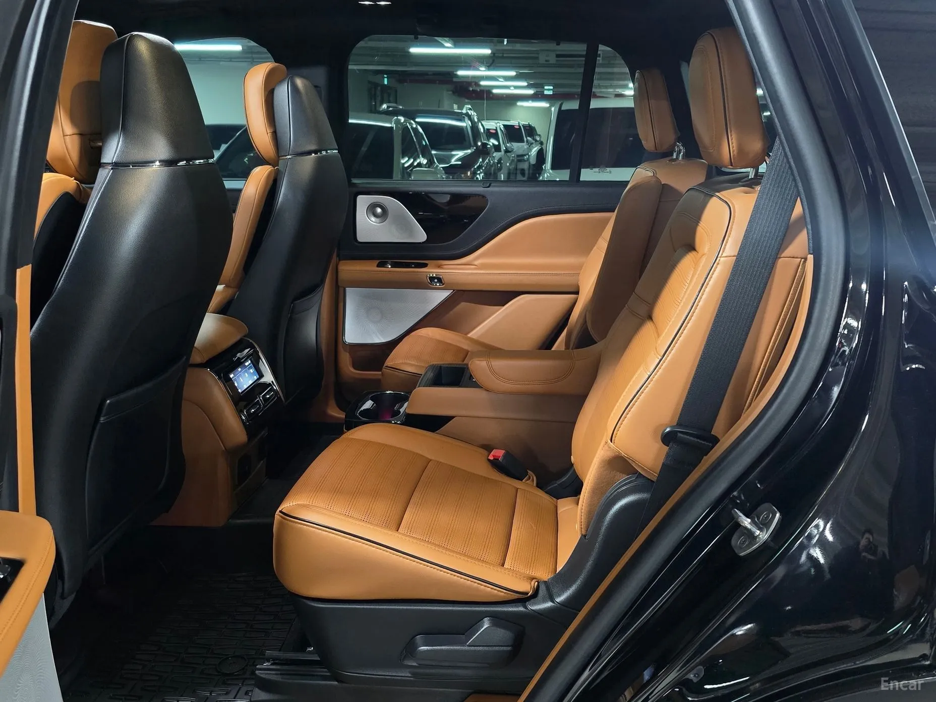 Lincoln Aviator 2nd Generation превью 11