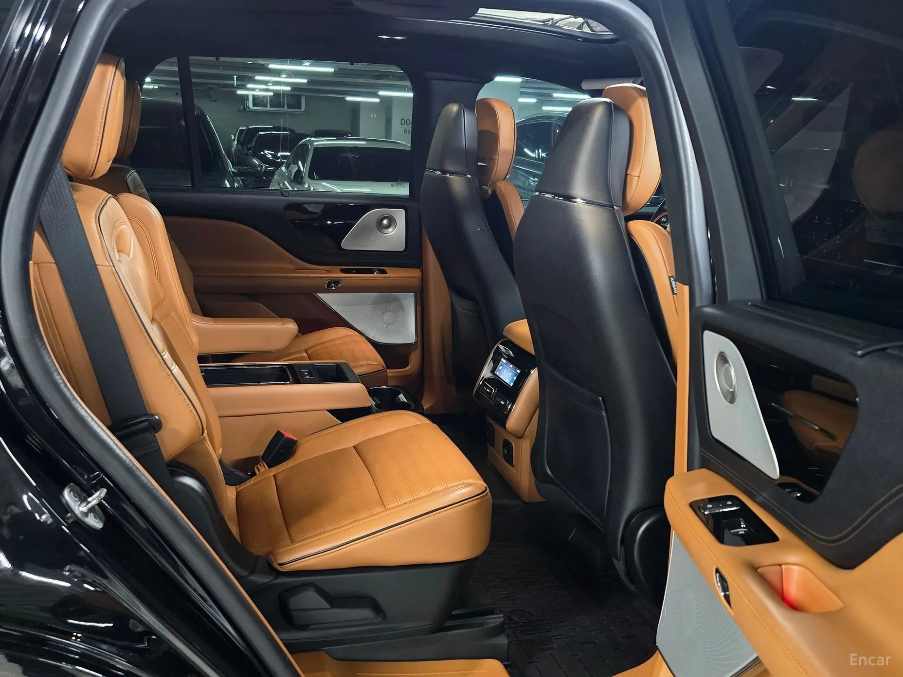 Lincoln Aviator 2nd Generation превью 12