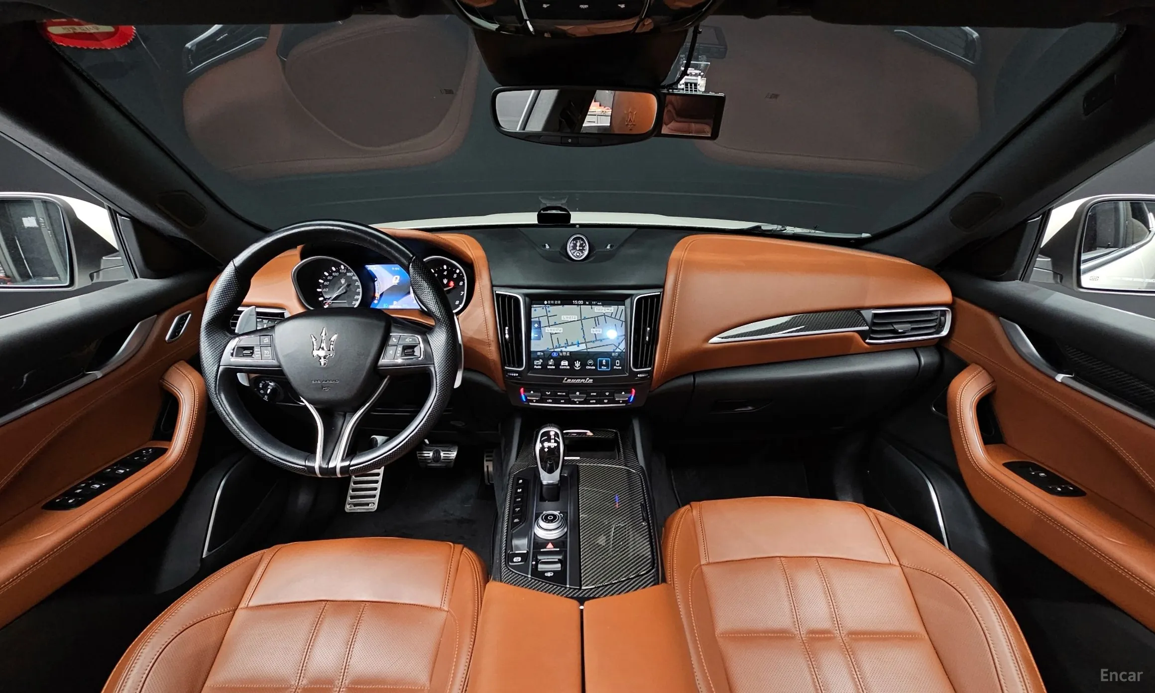Maserati Levante превью 7