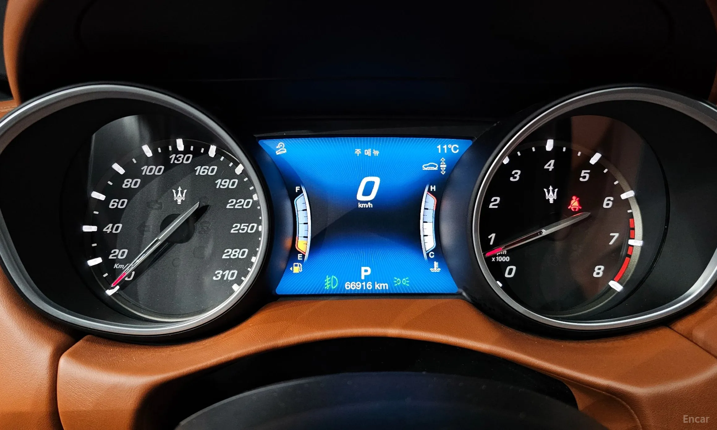 Maserati Levante превью 8