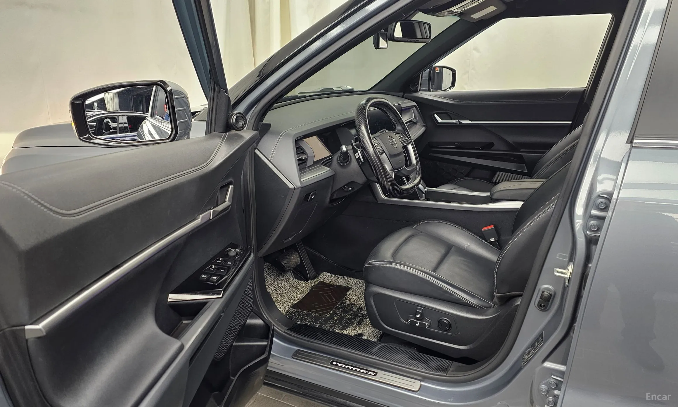 KG Mobility (SsangYong) Torres превью 10