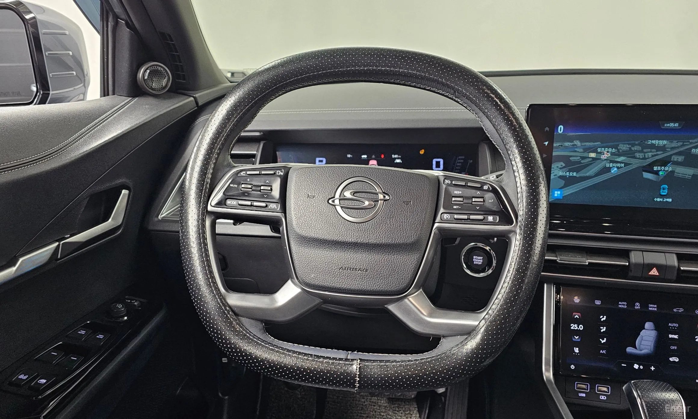 KG Mobility (SsangYong) Torres превью 13