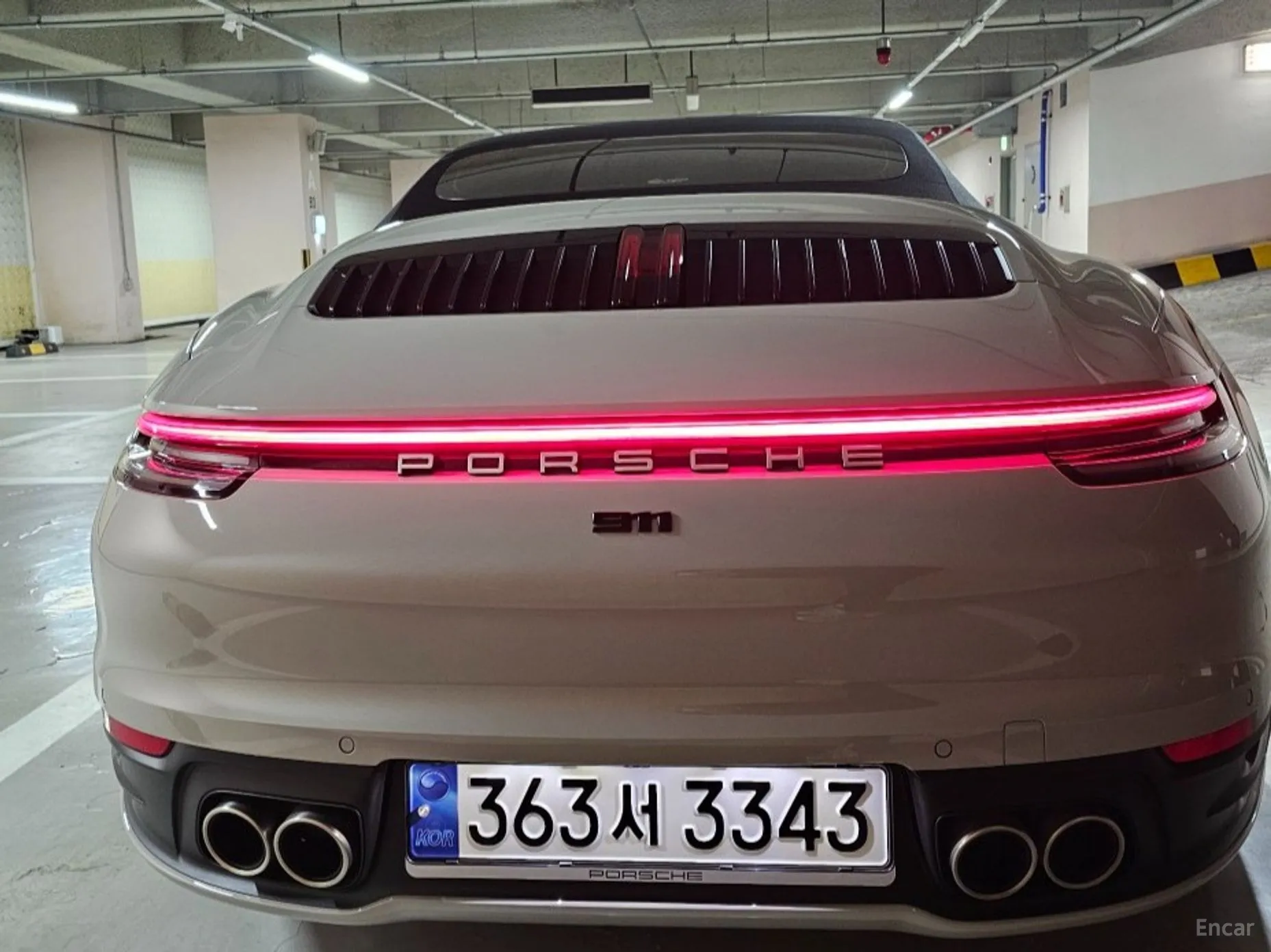 Porsche 911 (992) превью 10