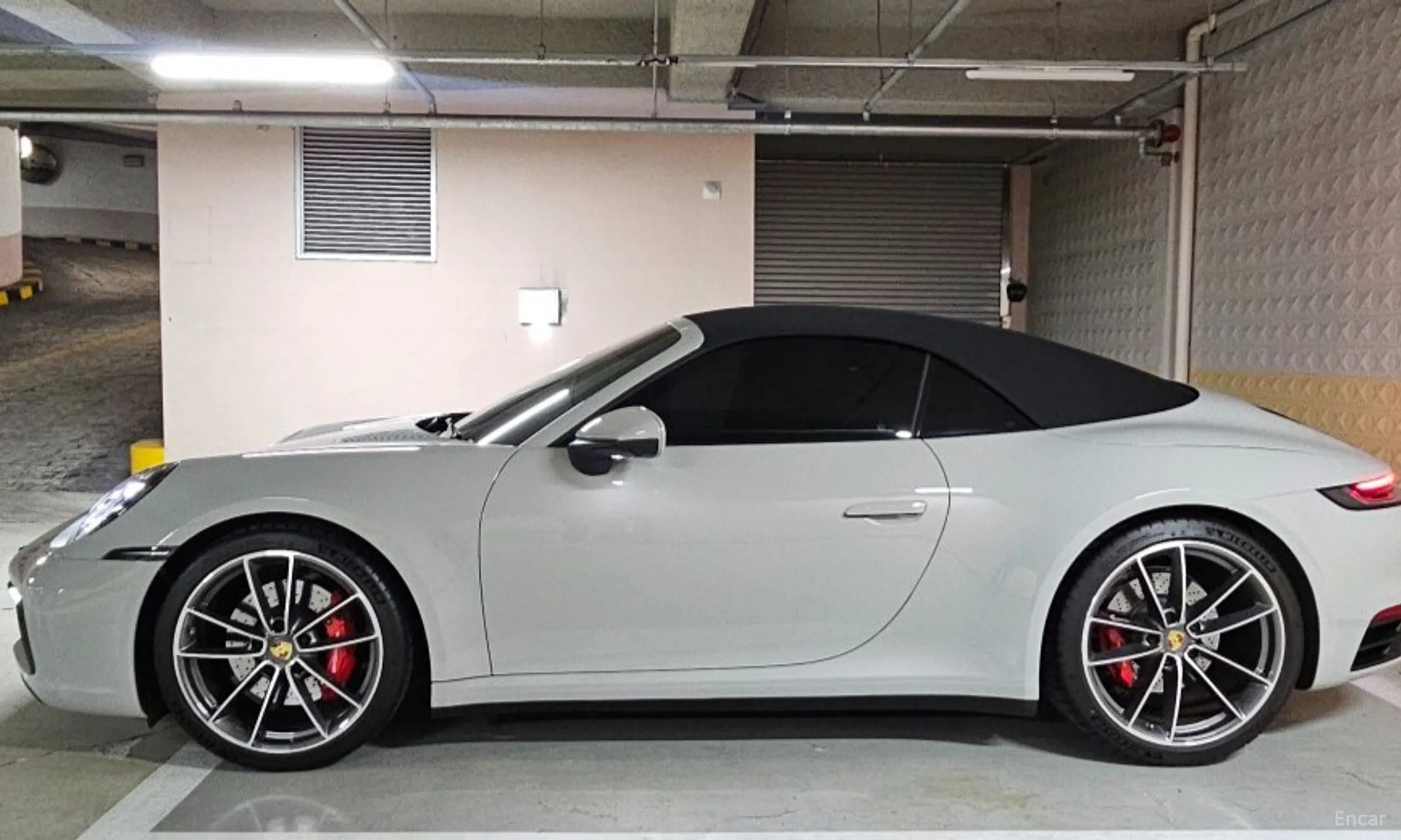 Porsche 911 (992) превью 5