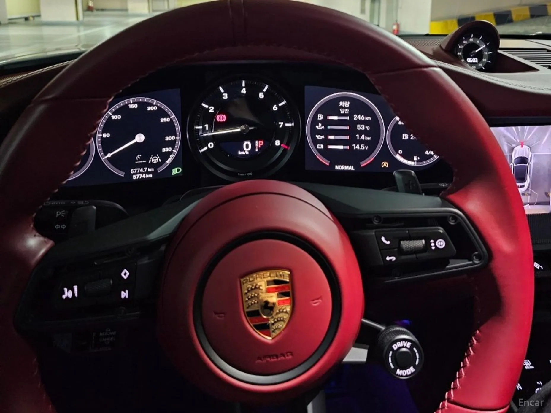 Porsche 911 (992) превью 8