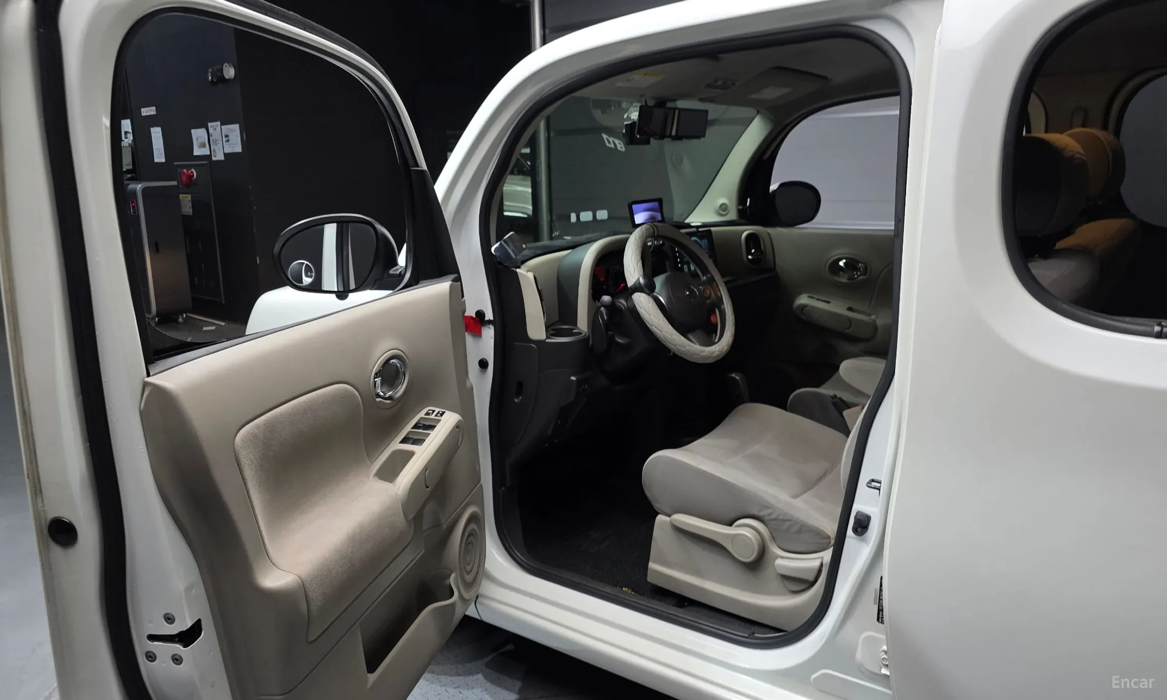Nissan Cube превью 11