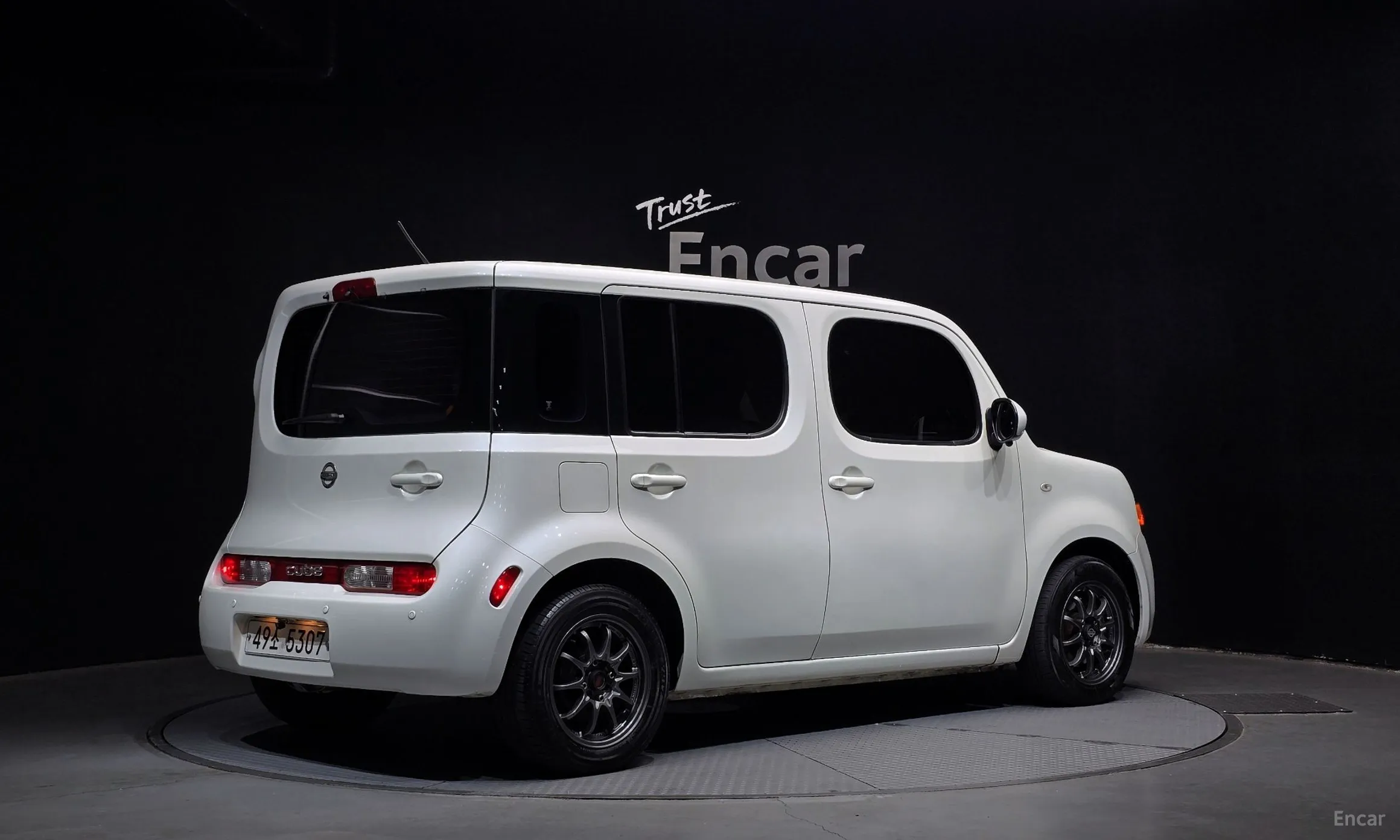 Nissan Cube превью 2