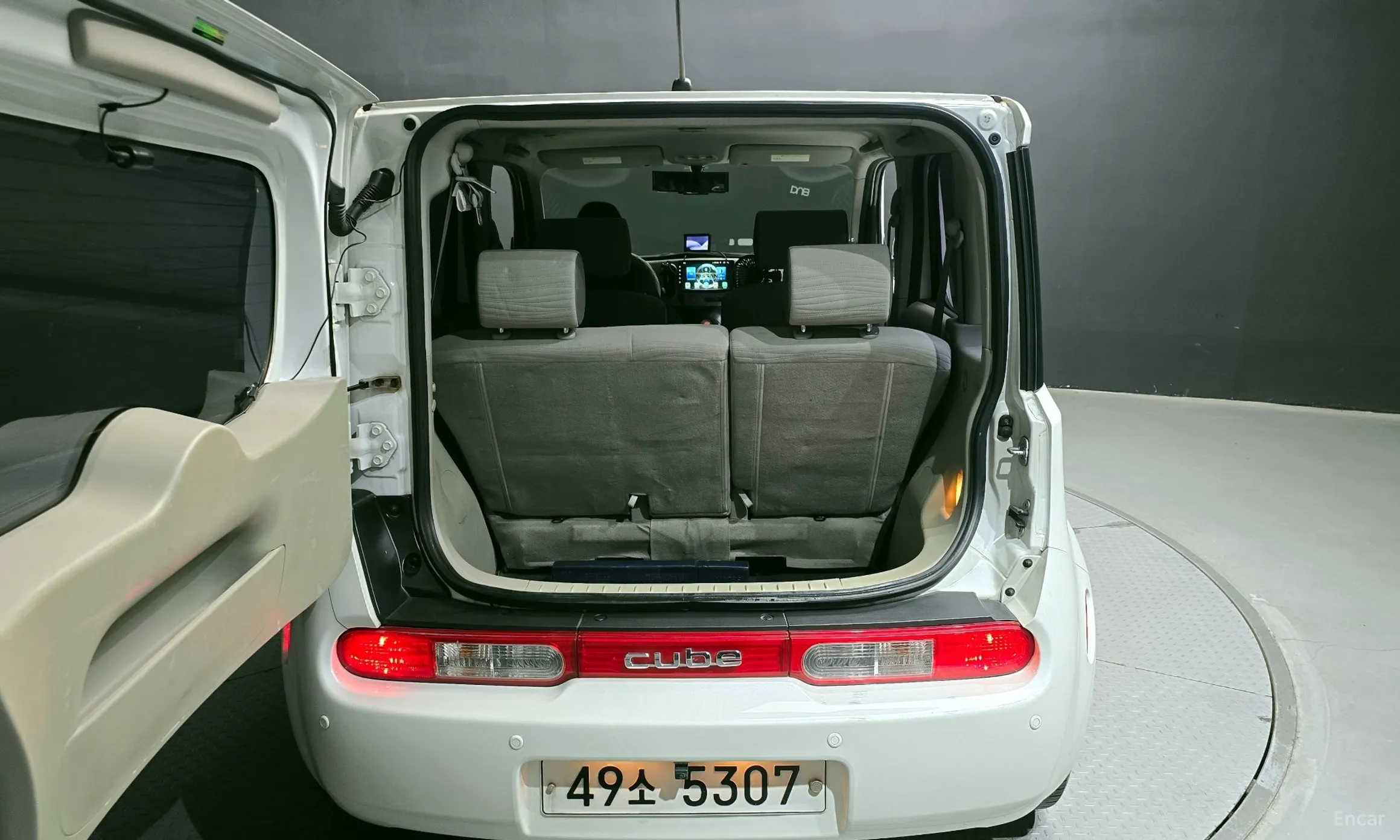 Nissan Cube превью 20
