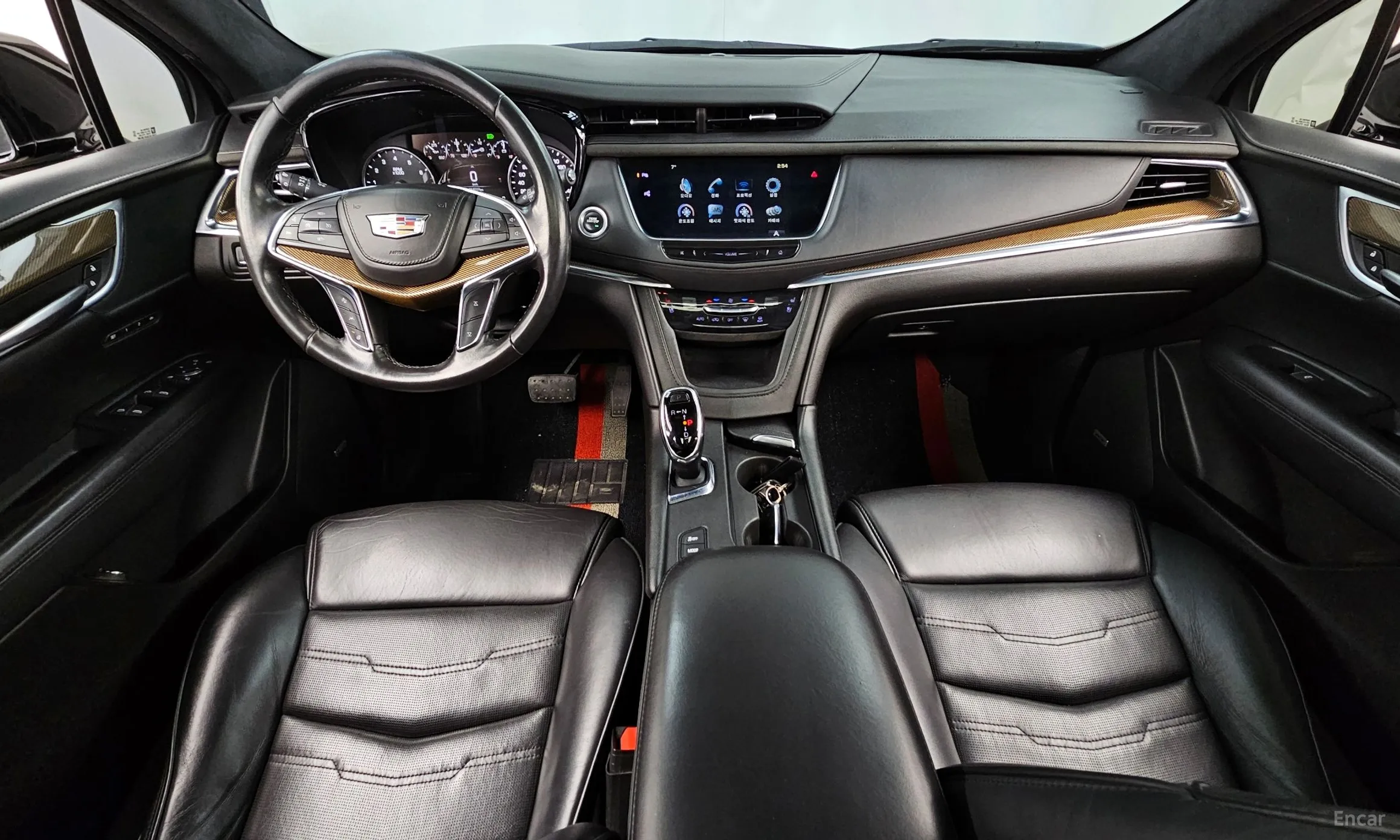 Cadillac XT5 превью 7