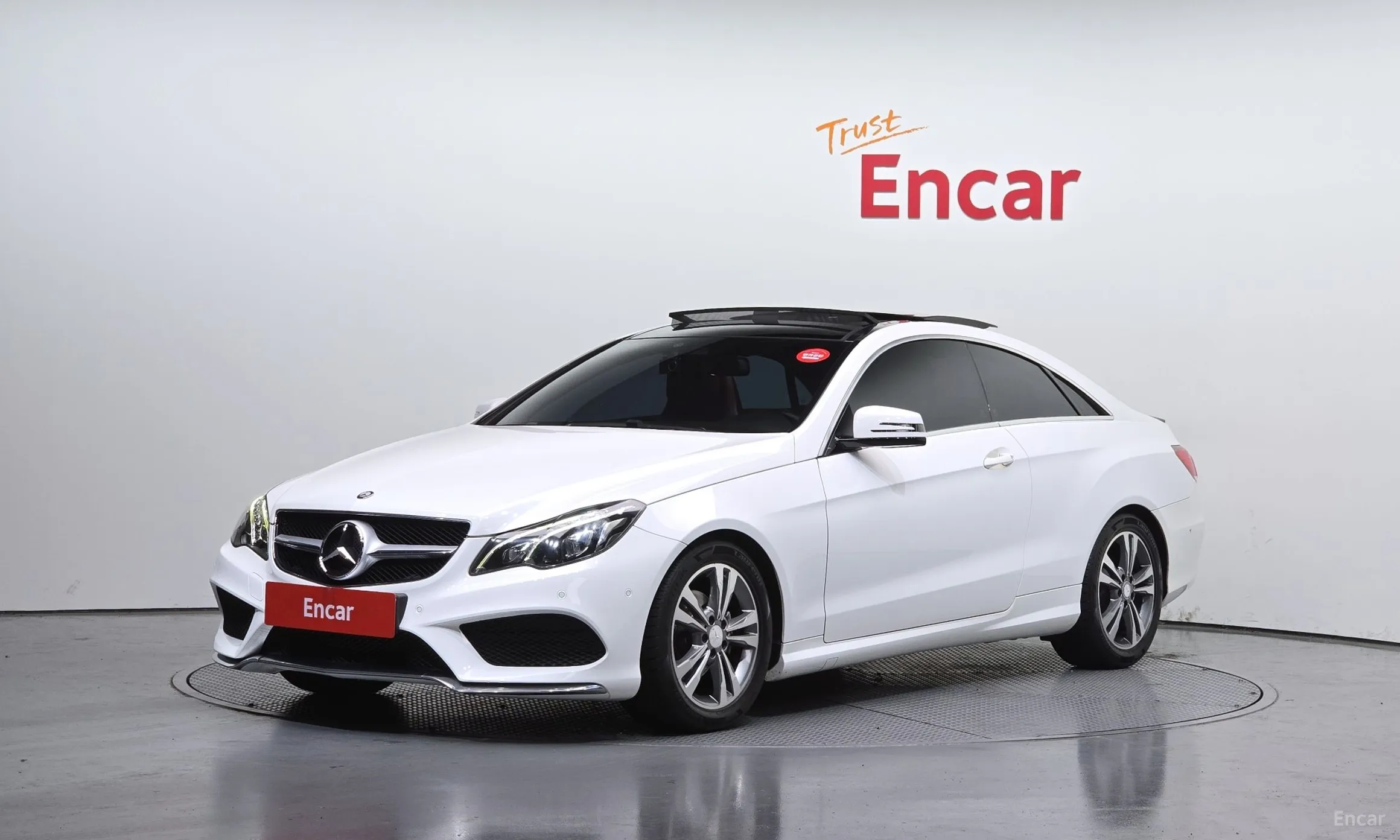 Mercedes Benz E-Class W212