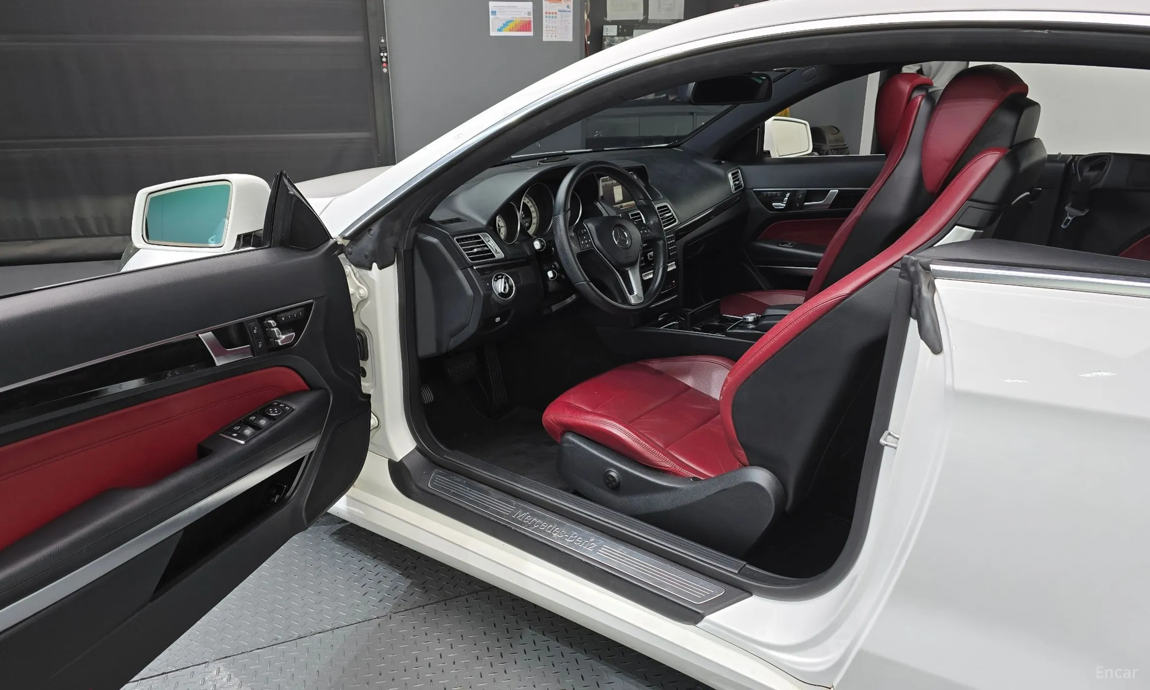Mercedes Benz E-Class W212 превью 11