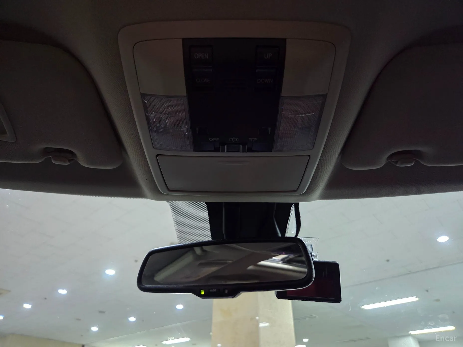 Lexus CT200h превью 16