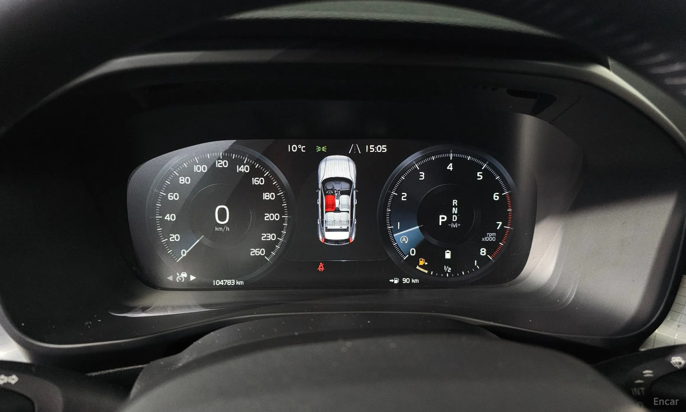 Volvo XC40 превью 8