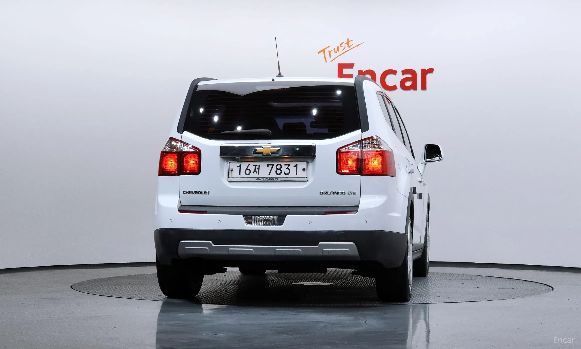 Chevrolet (GM Daewoo) Orlando превью 4