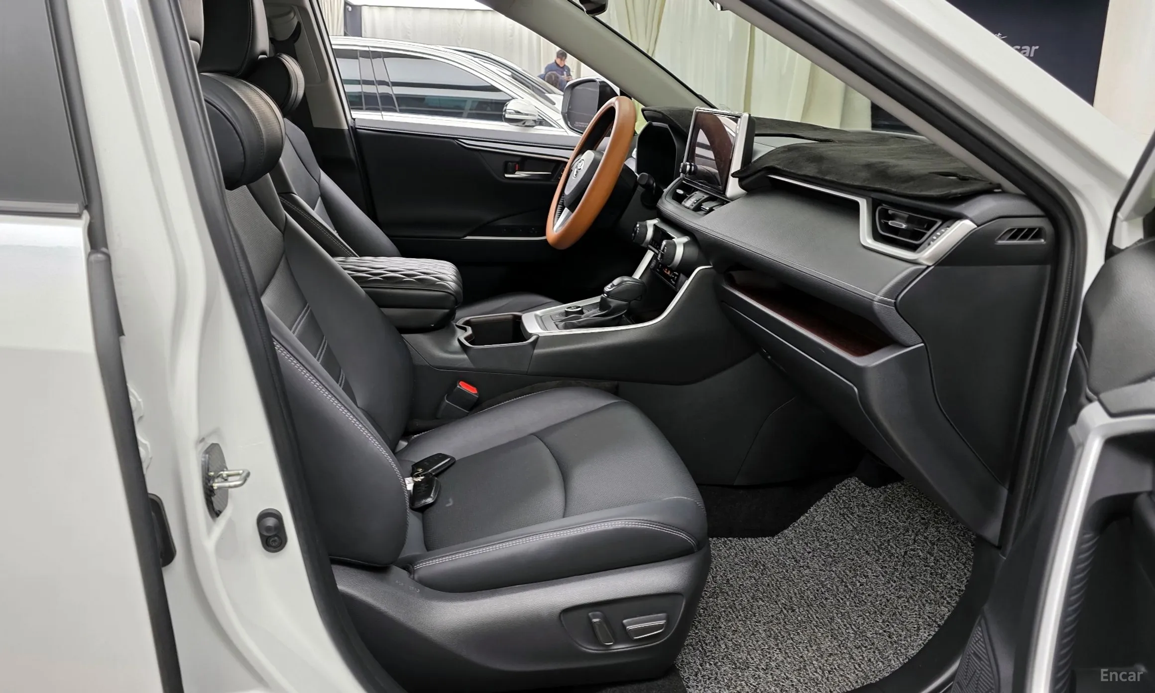 Toyota RAV4 5th Generation превью 11
