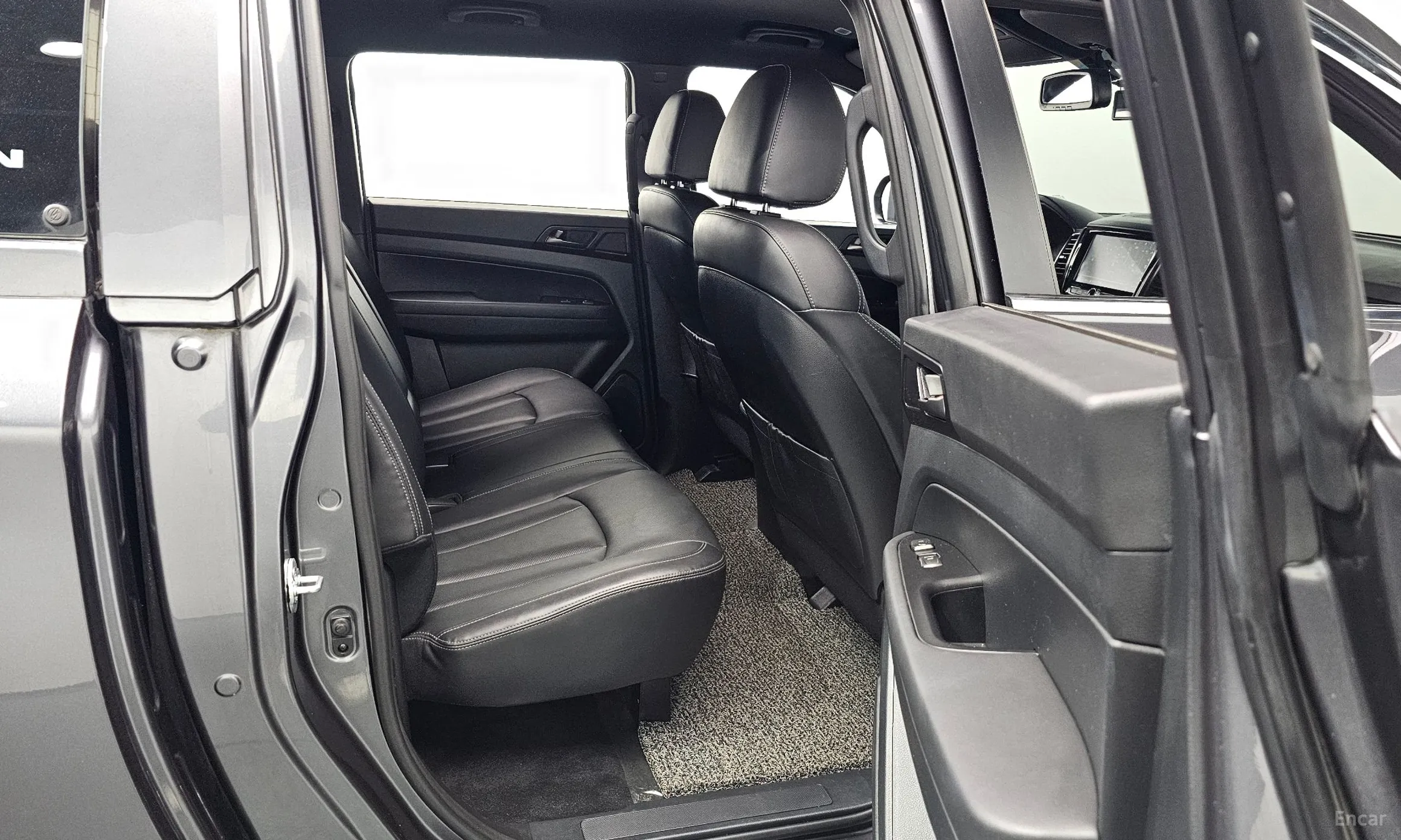 KG Mobility (SsangYong) Rexton Sports Khan превью 11
