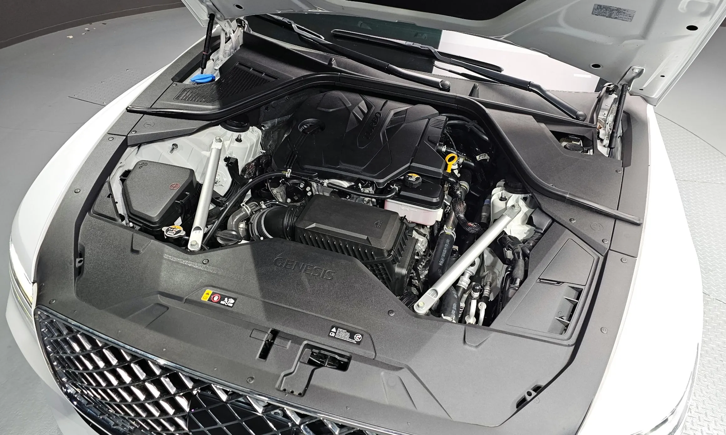 Genesis G80 (RG3) превью 6