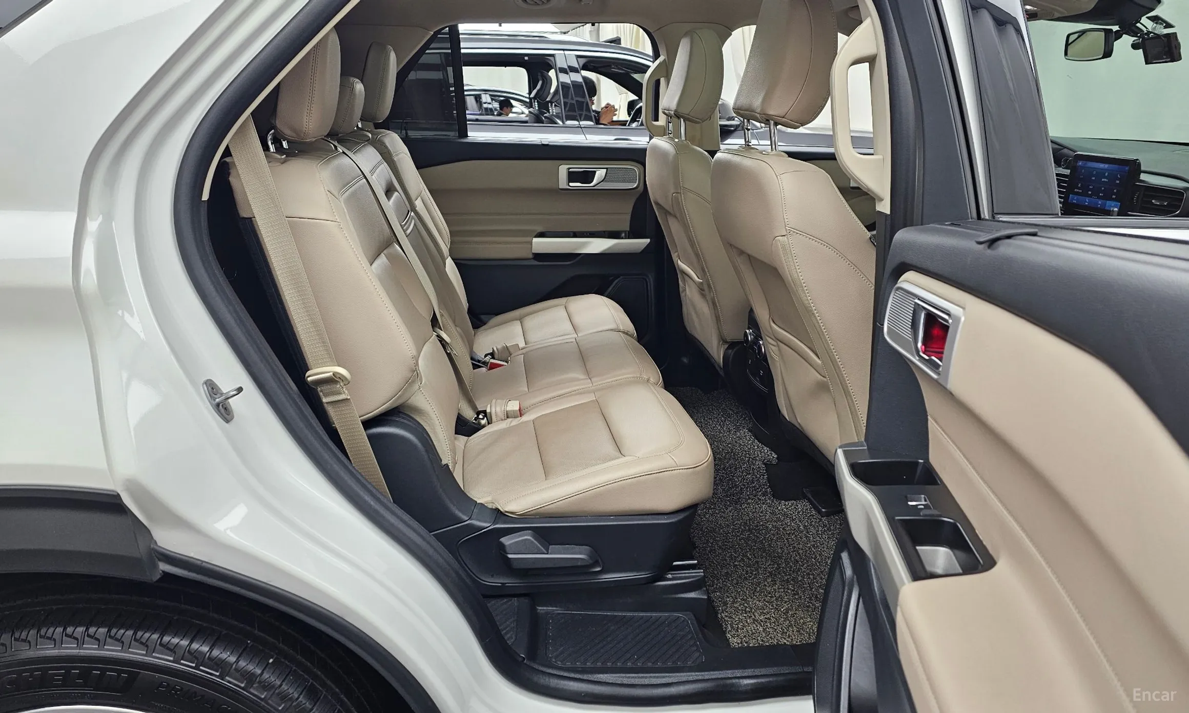 Ford Explorer 6th Generation превью 12