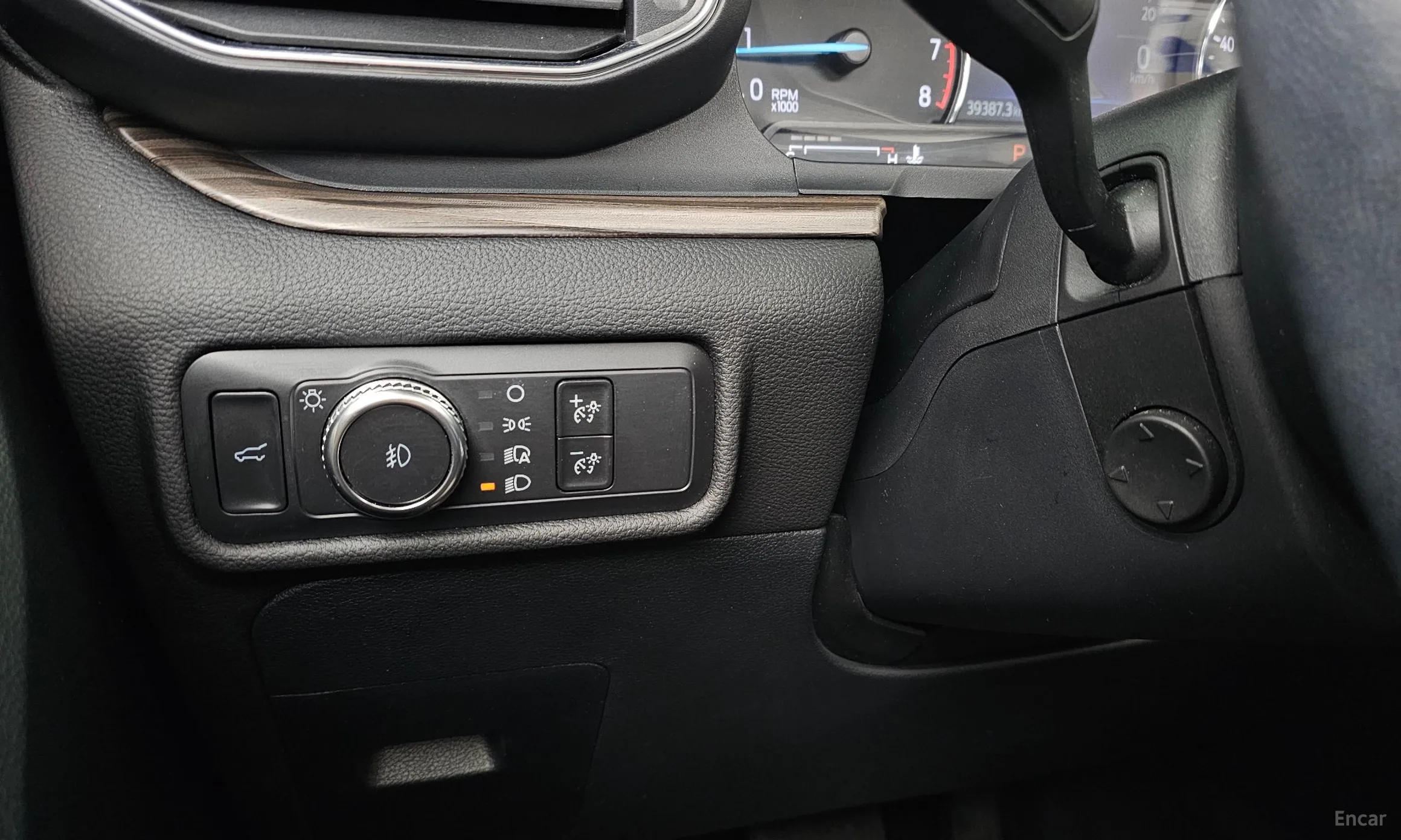 Ford Explorer 6th Generation превью 17