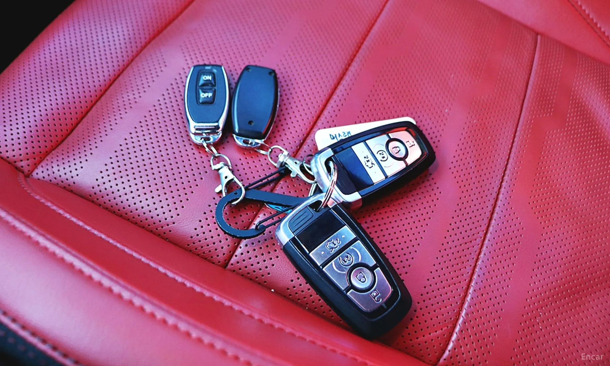 Ford Mustang превью 18