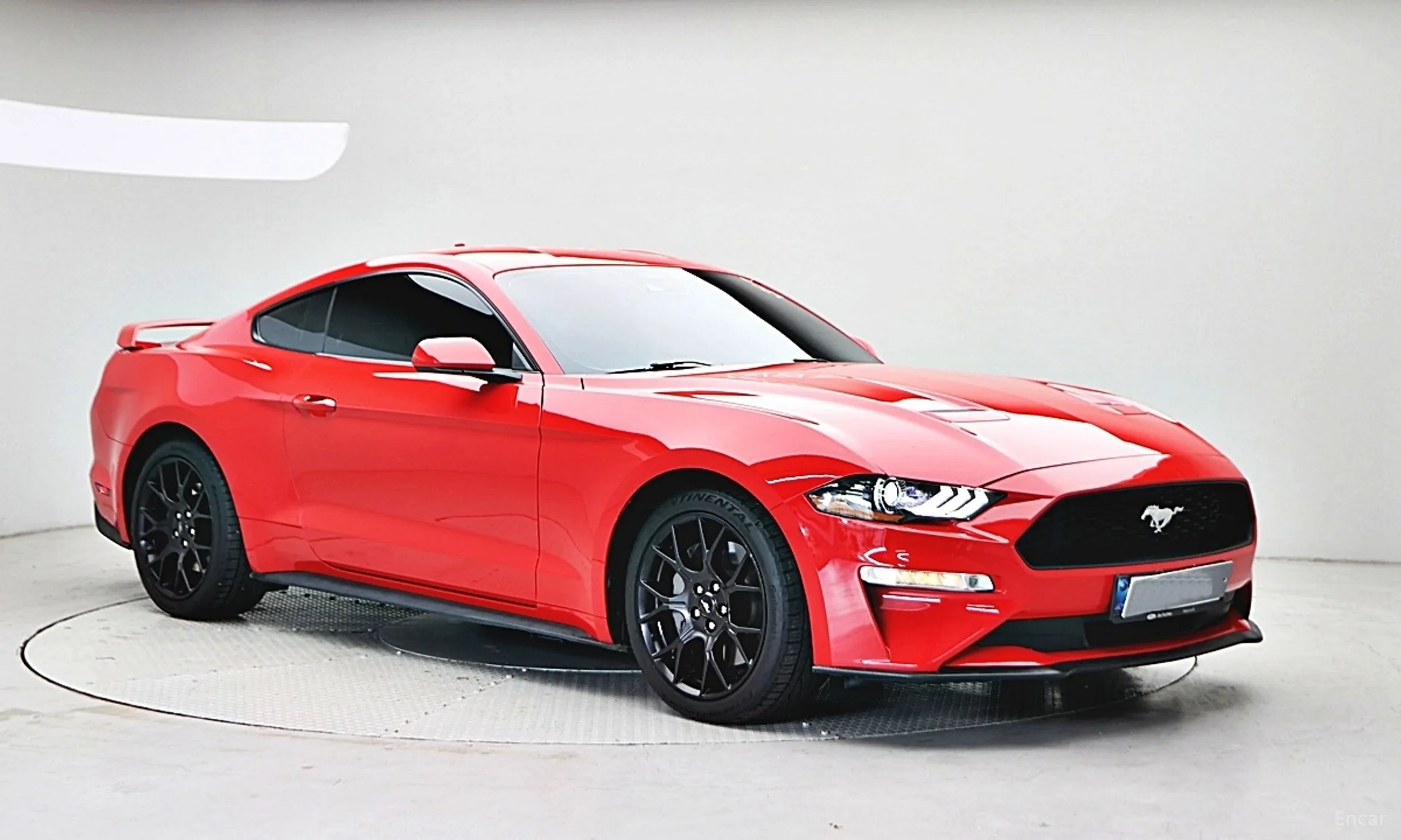 Ford Mustang превью 3