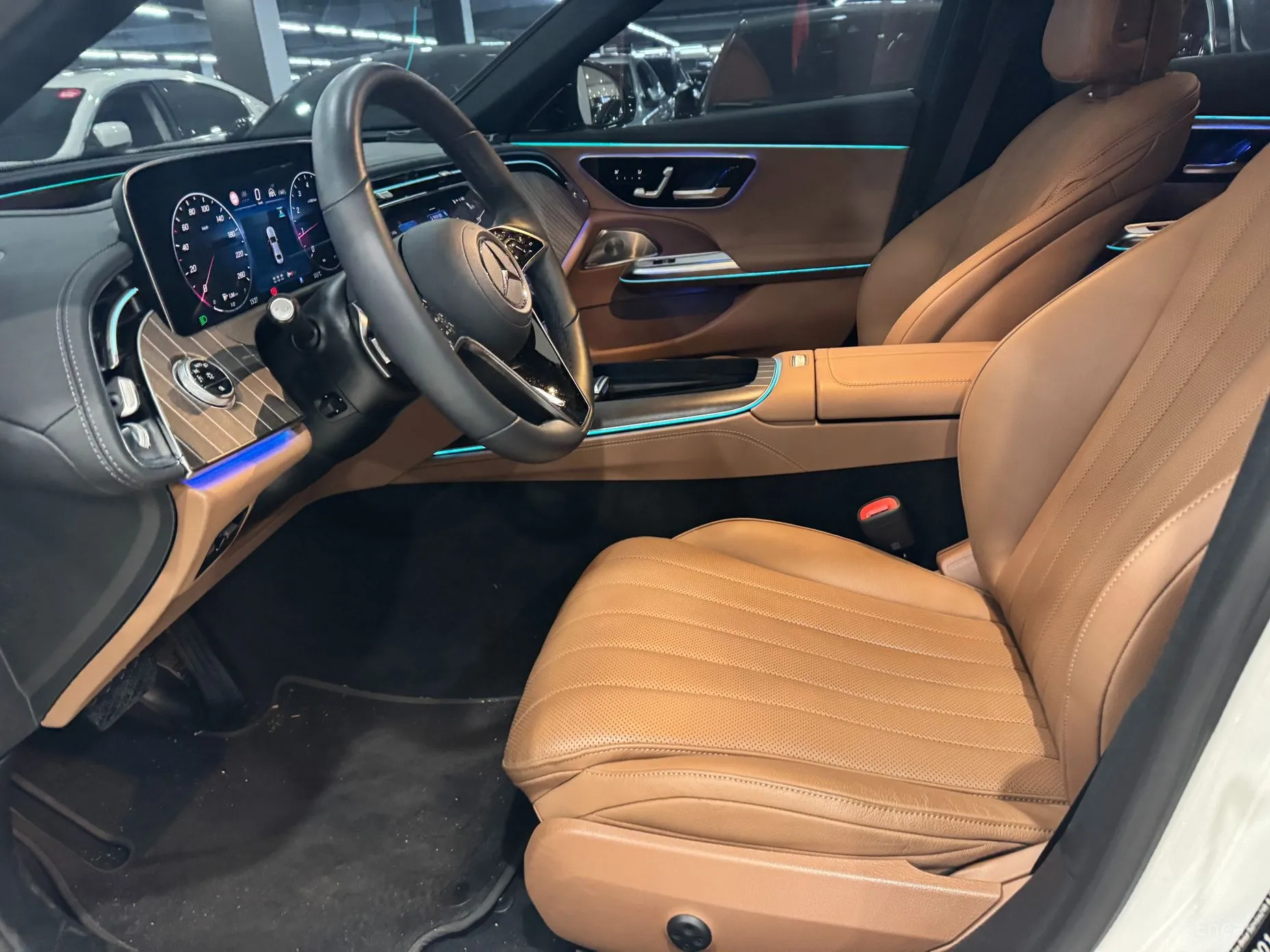 Mercedes Benz E-Class W214 превью 10