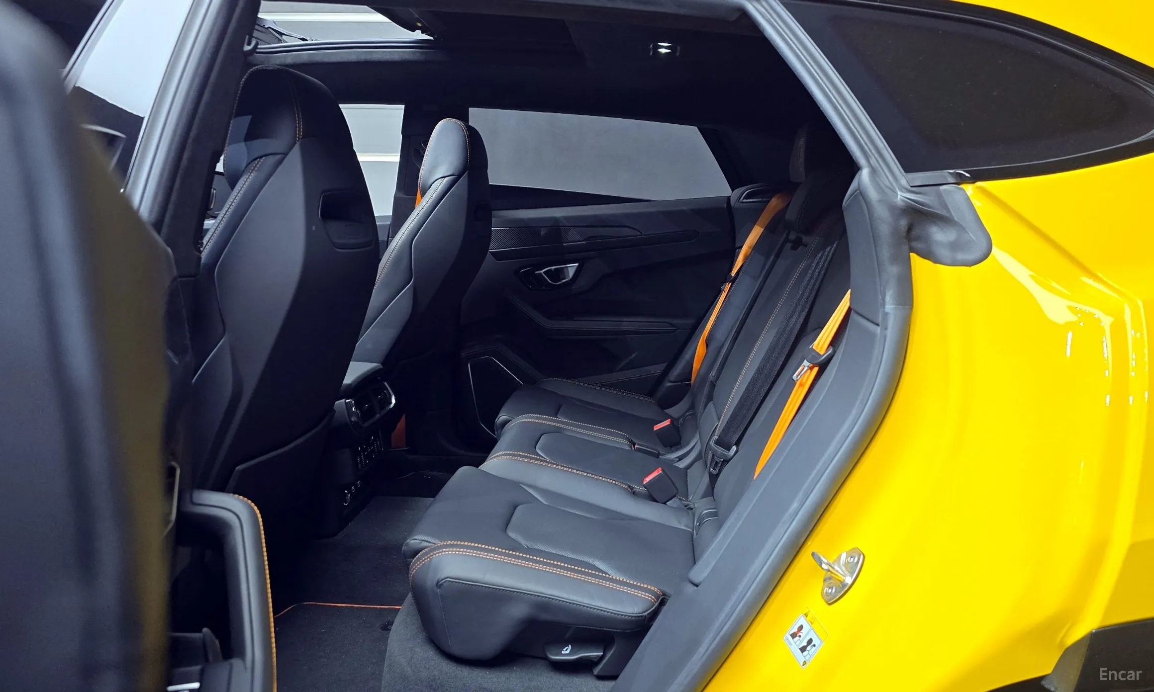Lamborghini Urus превью 12