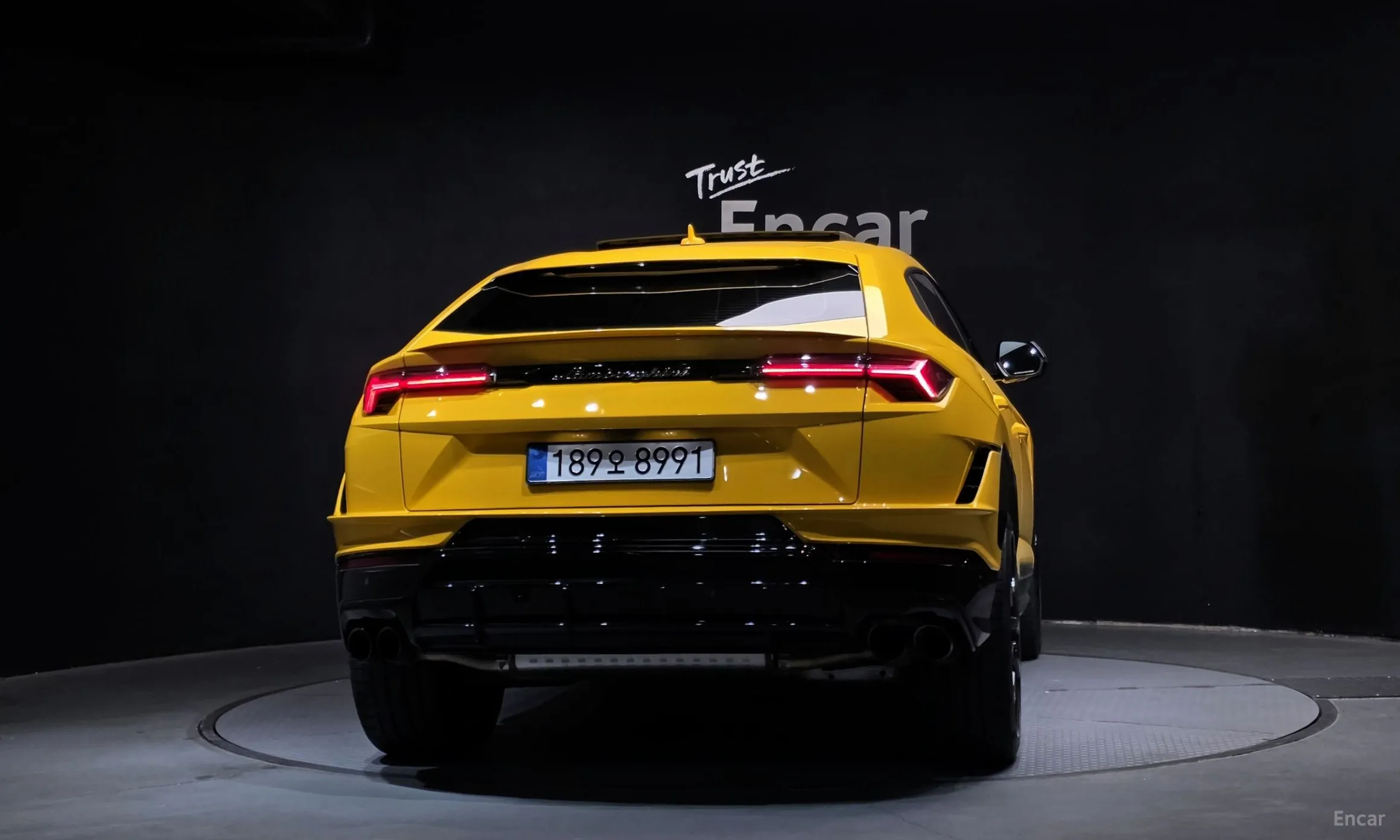 Lamborghini Urus превью 4