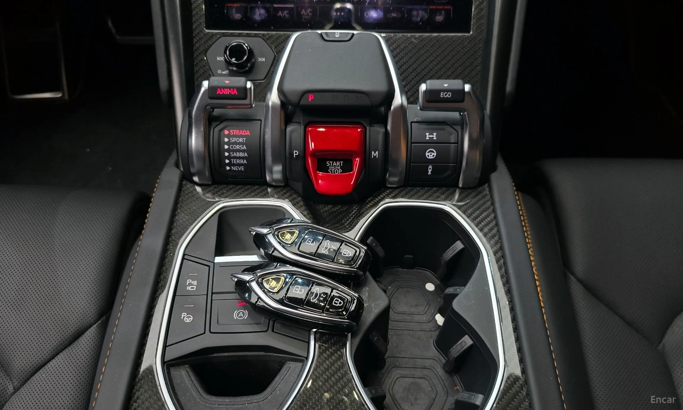 Lamborghini Urus превью 9