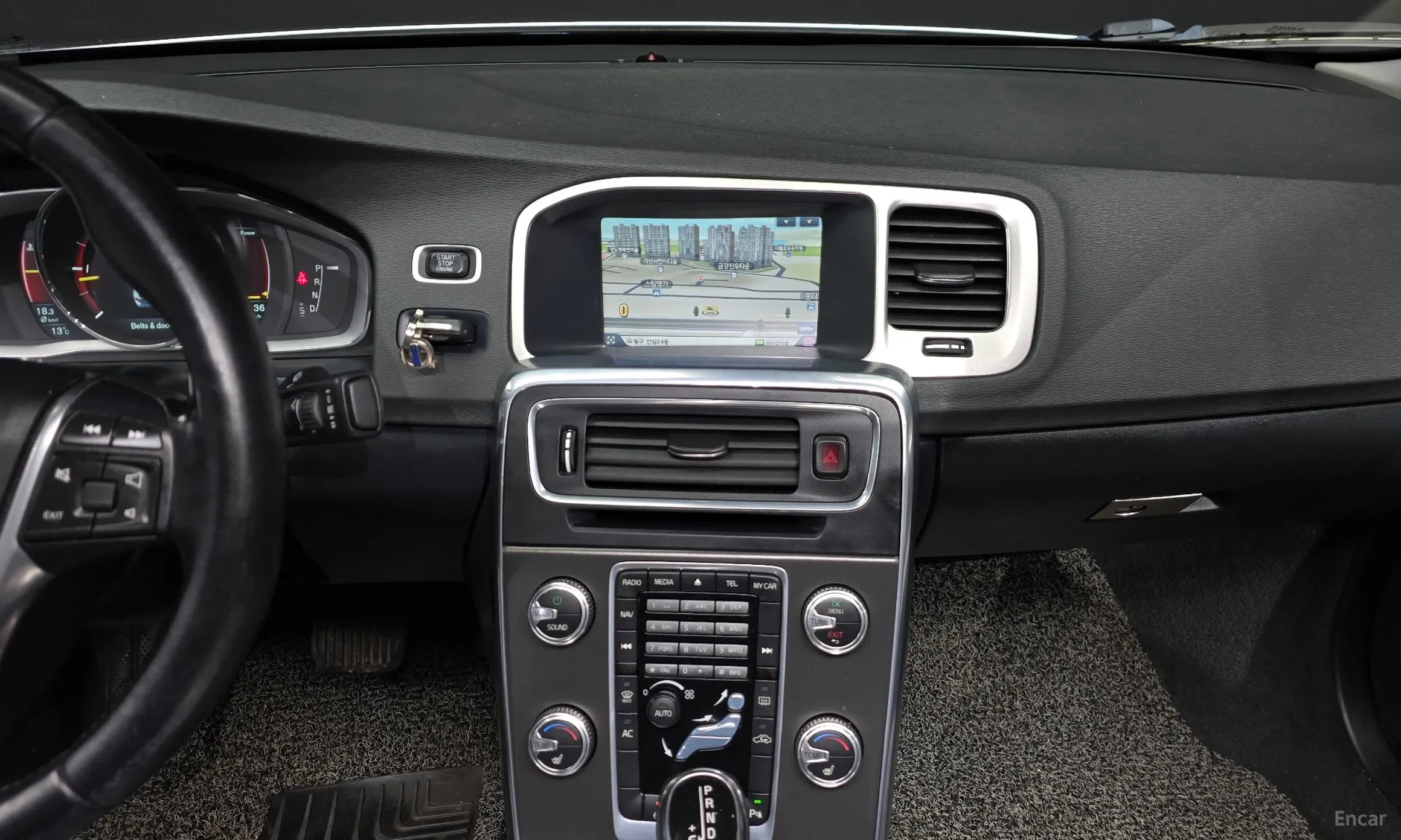 Volvo S60 превью 15