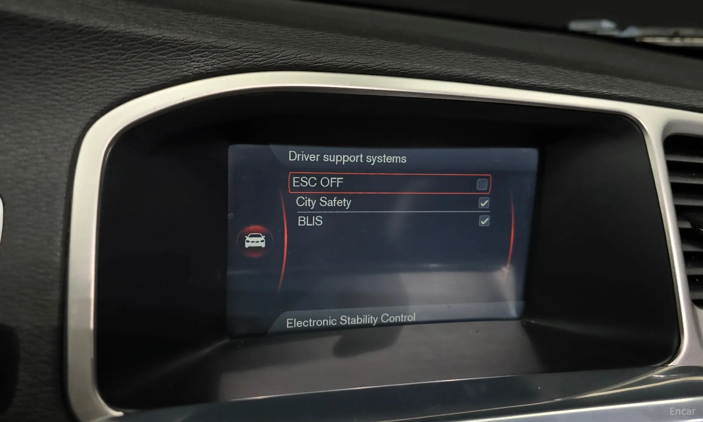 Volvo S60 превью 19