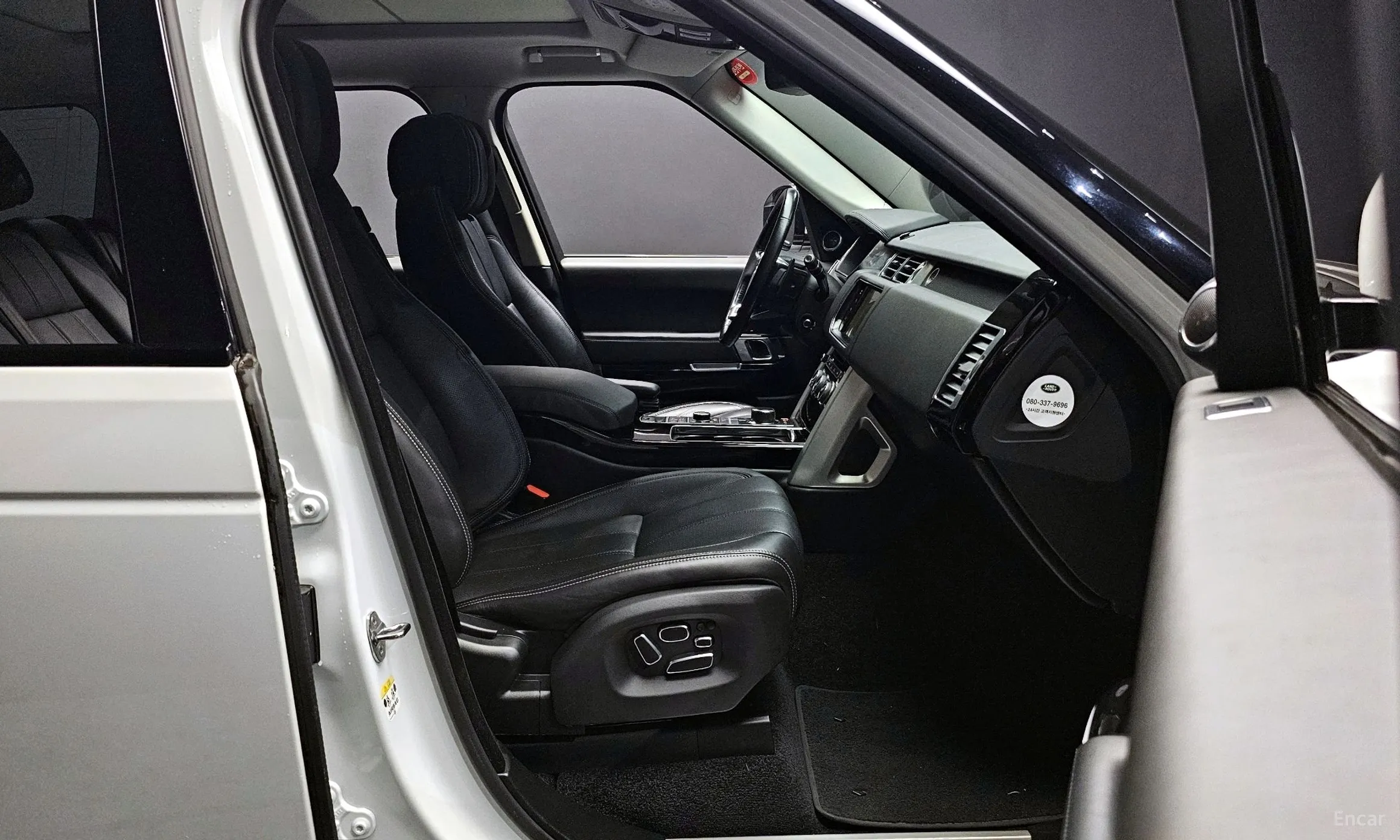 Land Rover Range Rover 4th Generation превью 10