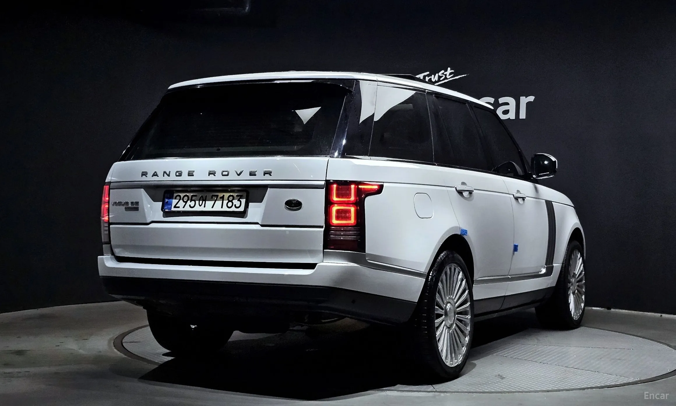 Land Rover Range Rover 4th Generation