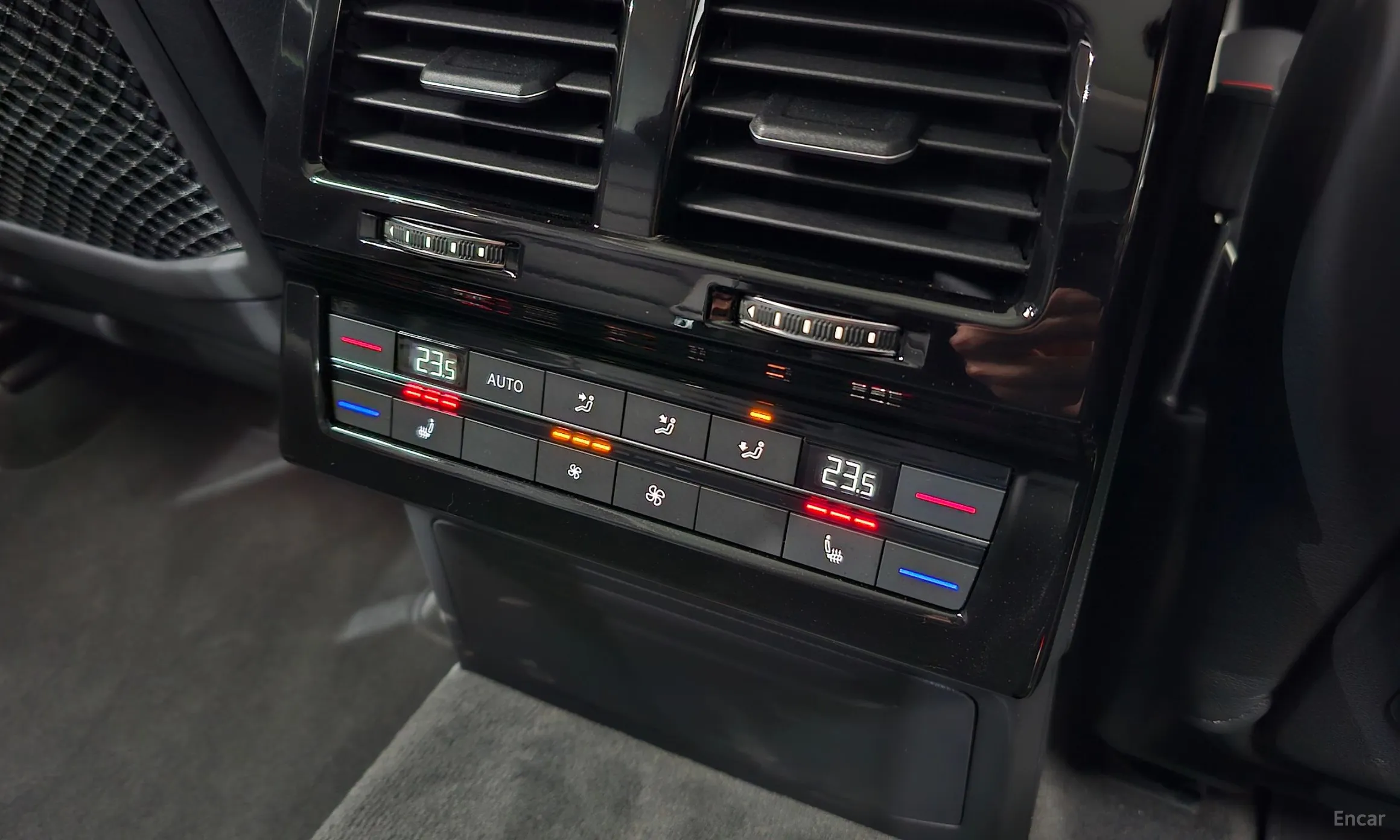 Volkswagen Touareg 3rd Generation превью 18