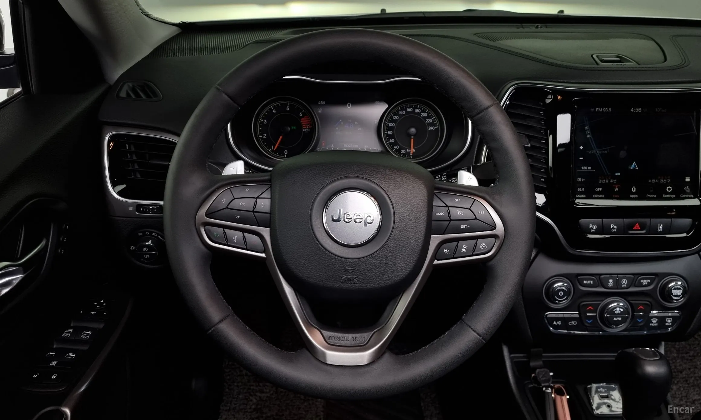 Jeep Cherokee (KL) превью 13