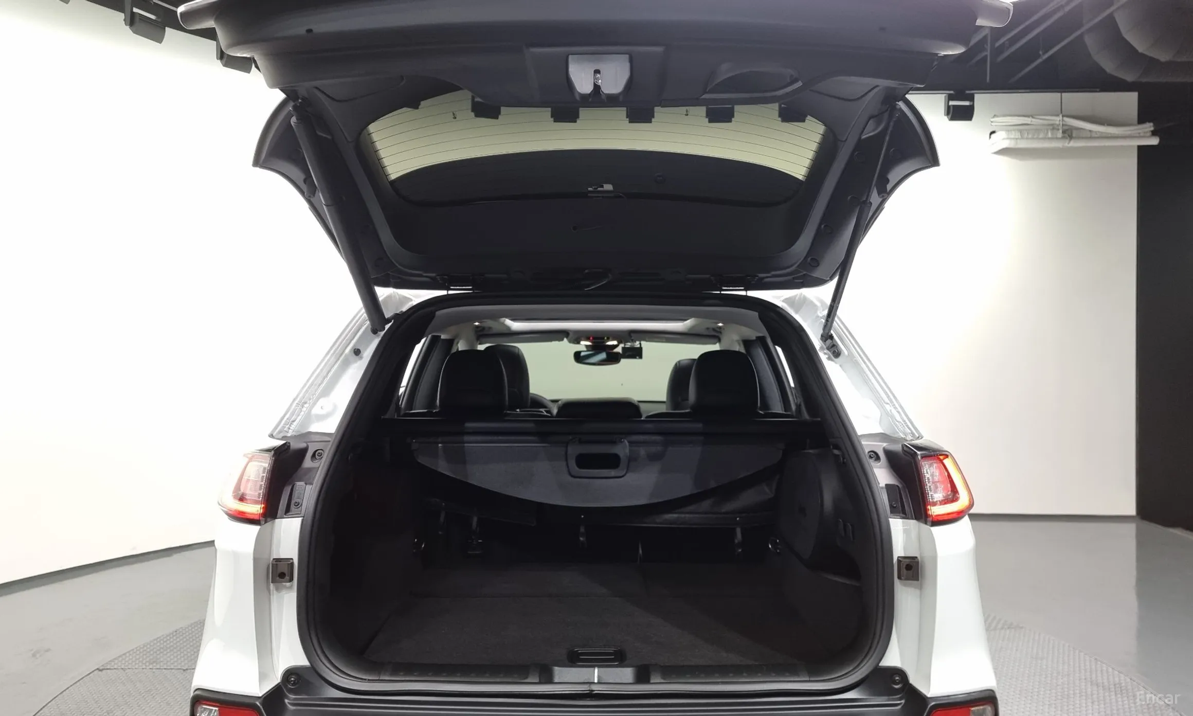 Jeep Cherokee (KL) превью 20