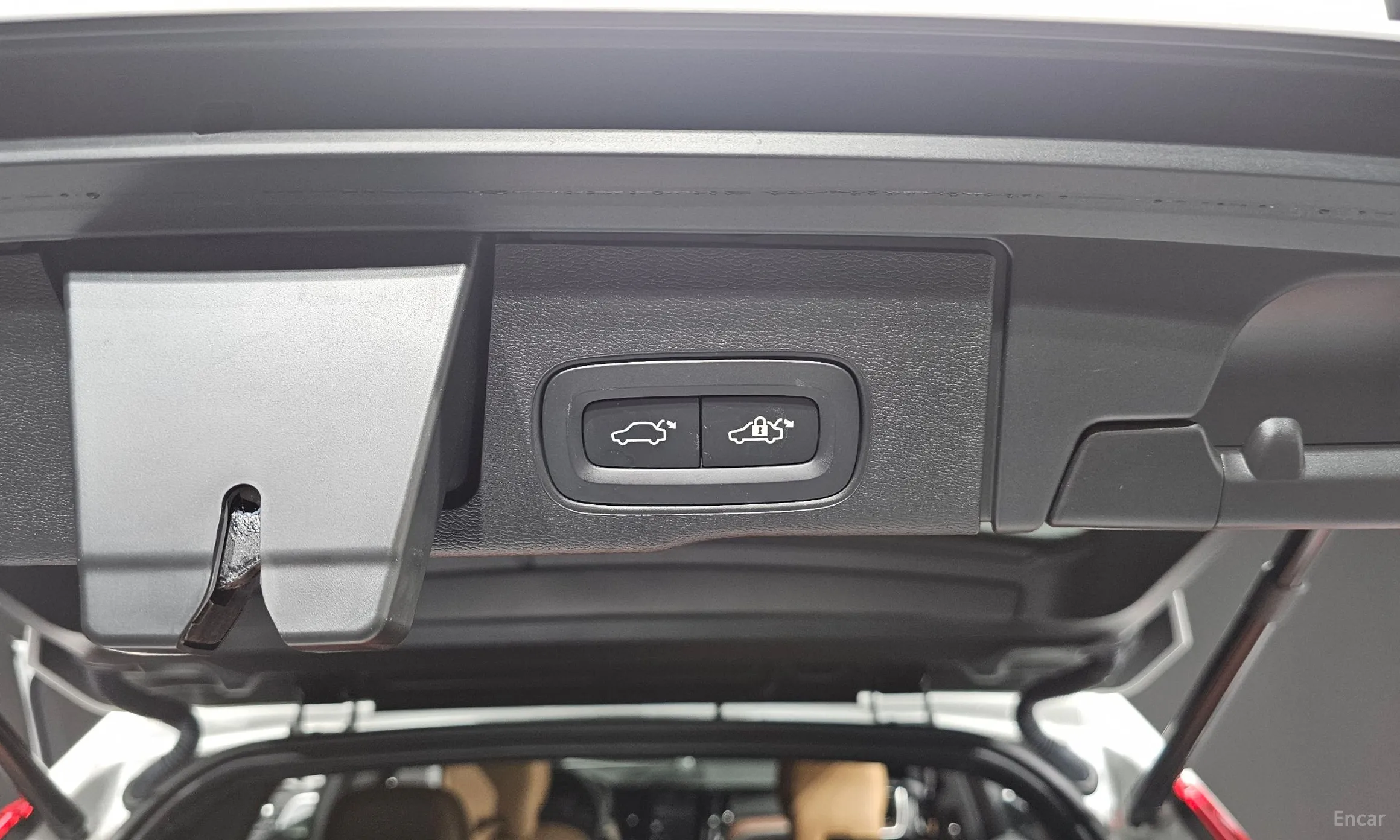Volvo XC60 Gen 2 превью 20