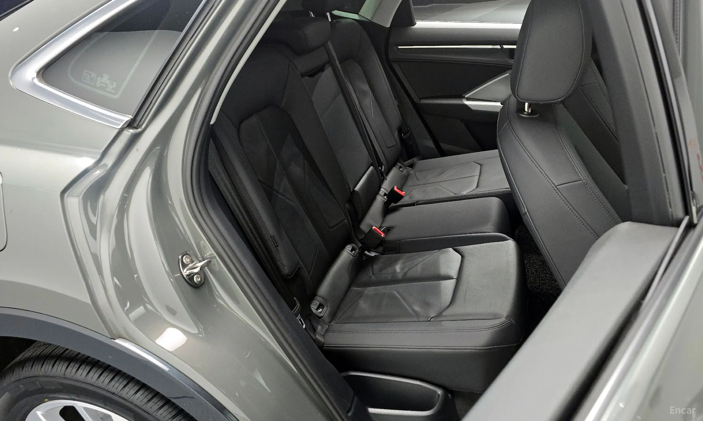 Audi Q3 (F3) превью 12