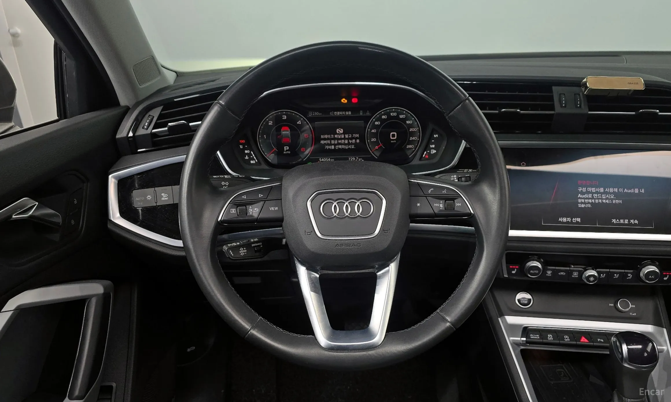 Audi Q3 (F3) превью 13