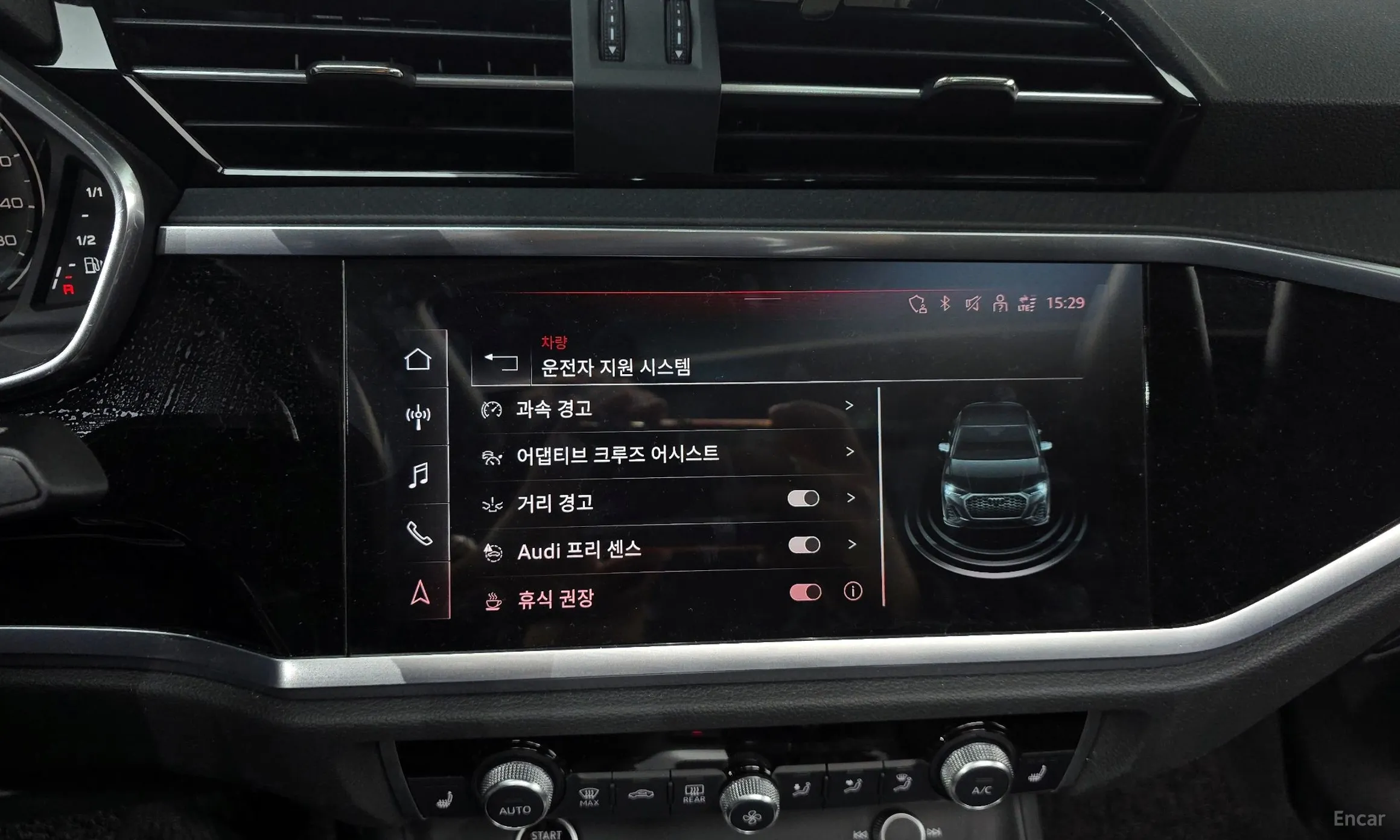 Audi Q3 (F3) превью 15