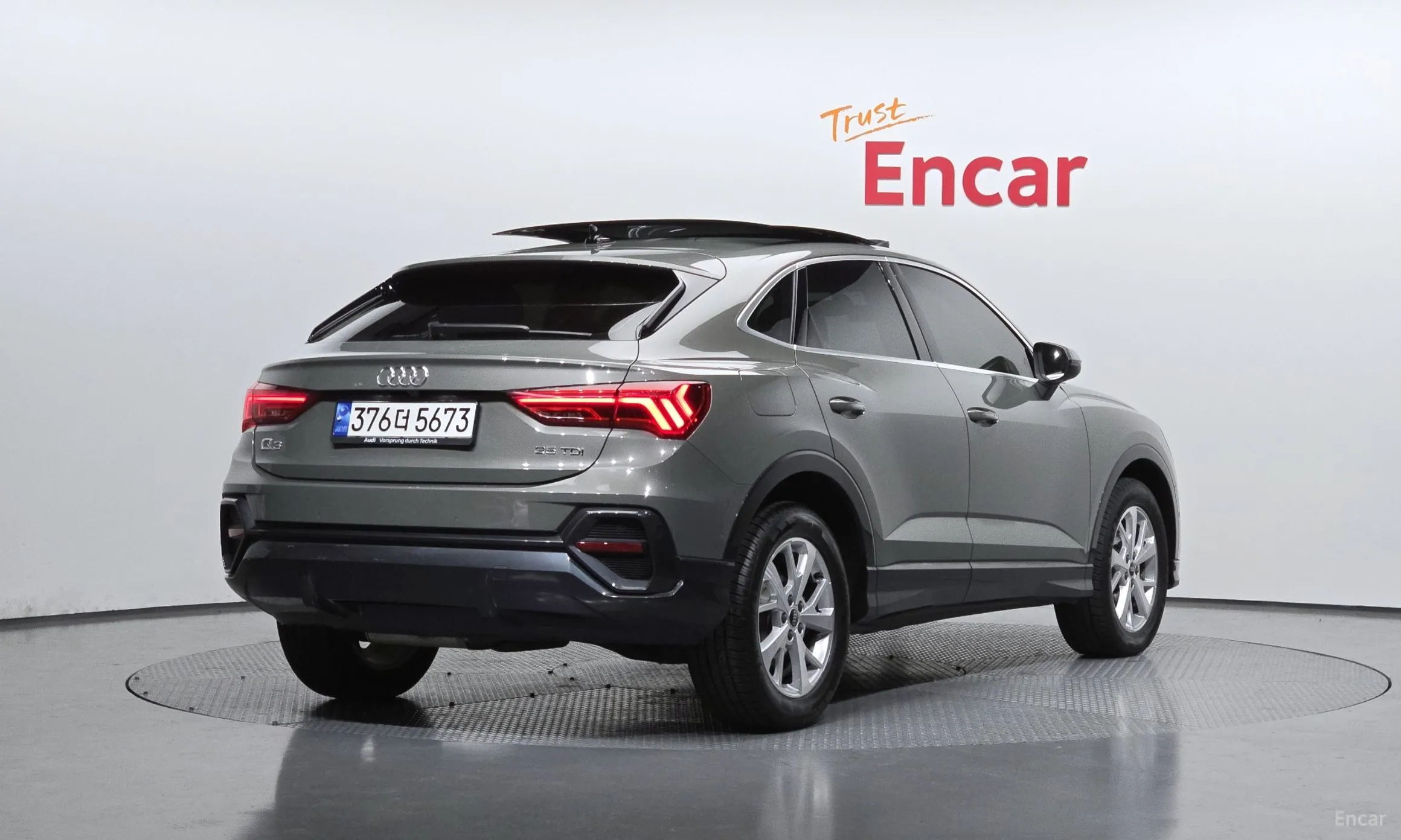 Audi Q3 (F3) превью 2